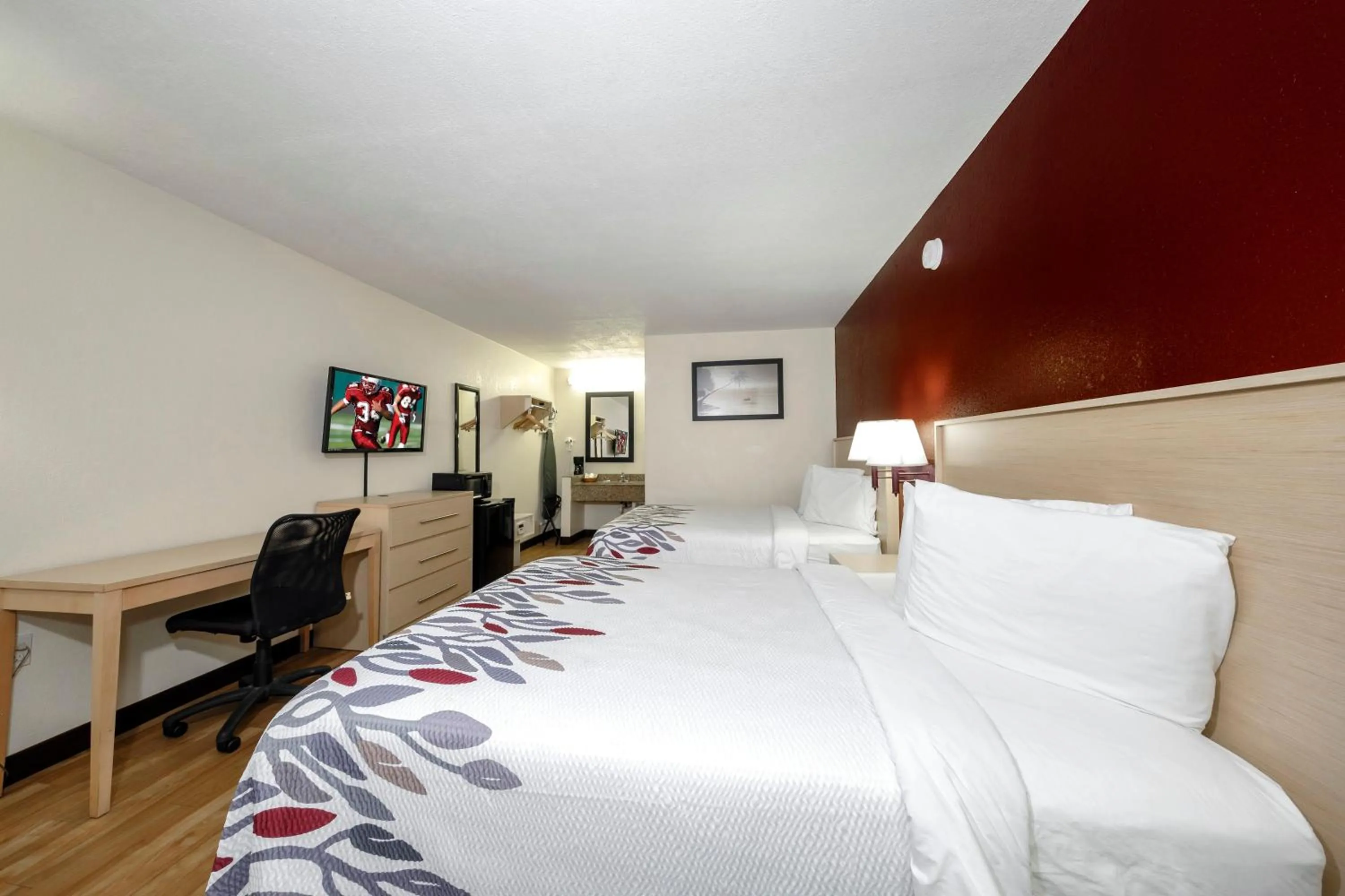 Photo of the whole room, Room Photo in Red Roof Inn Ft. Myers