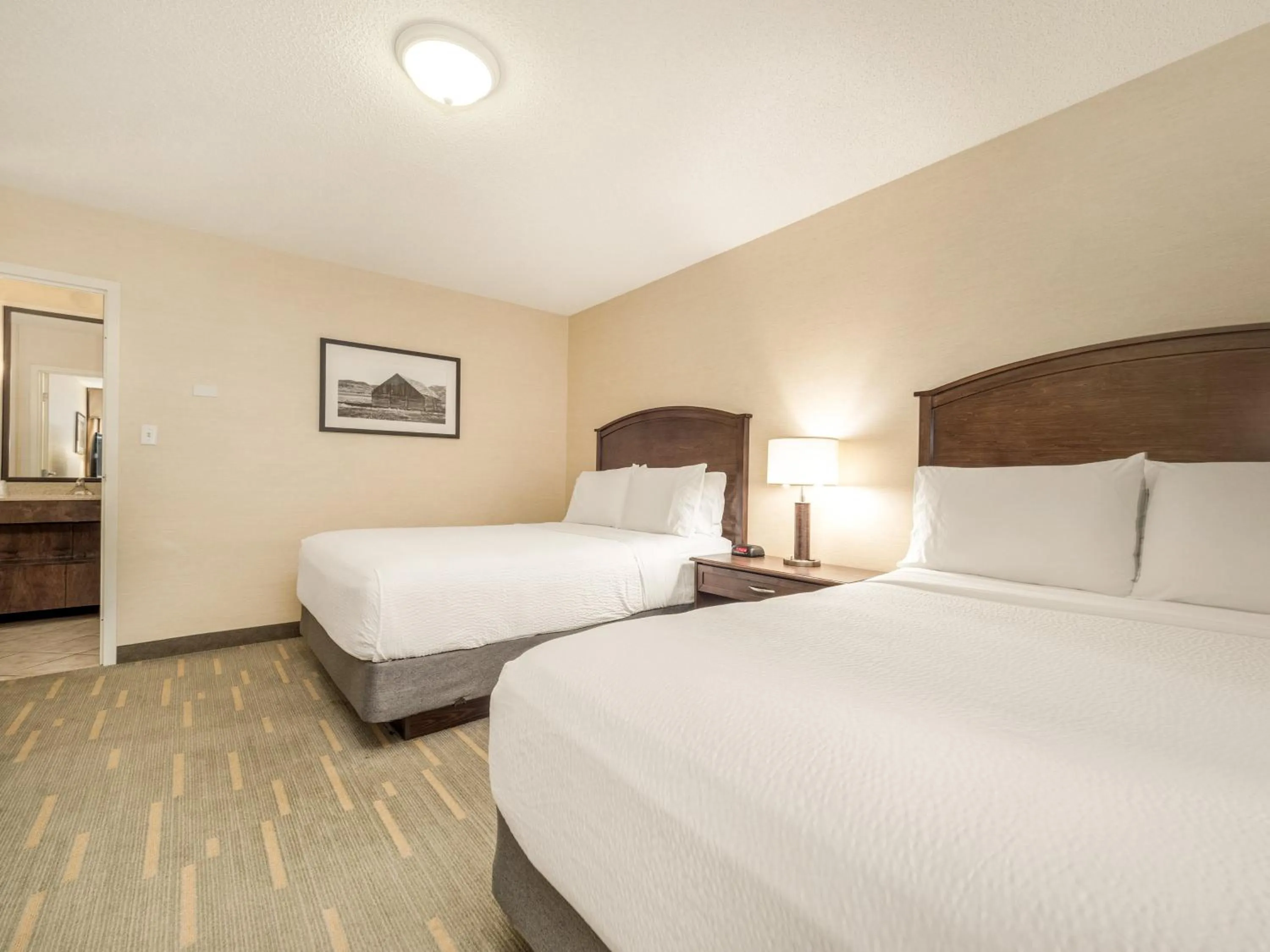 Photo of the whole room, Bed in Holiday Inn Lethbridge by IHG