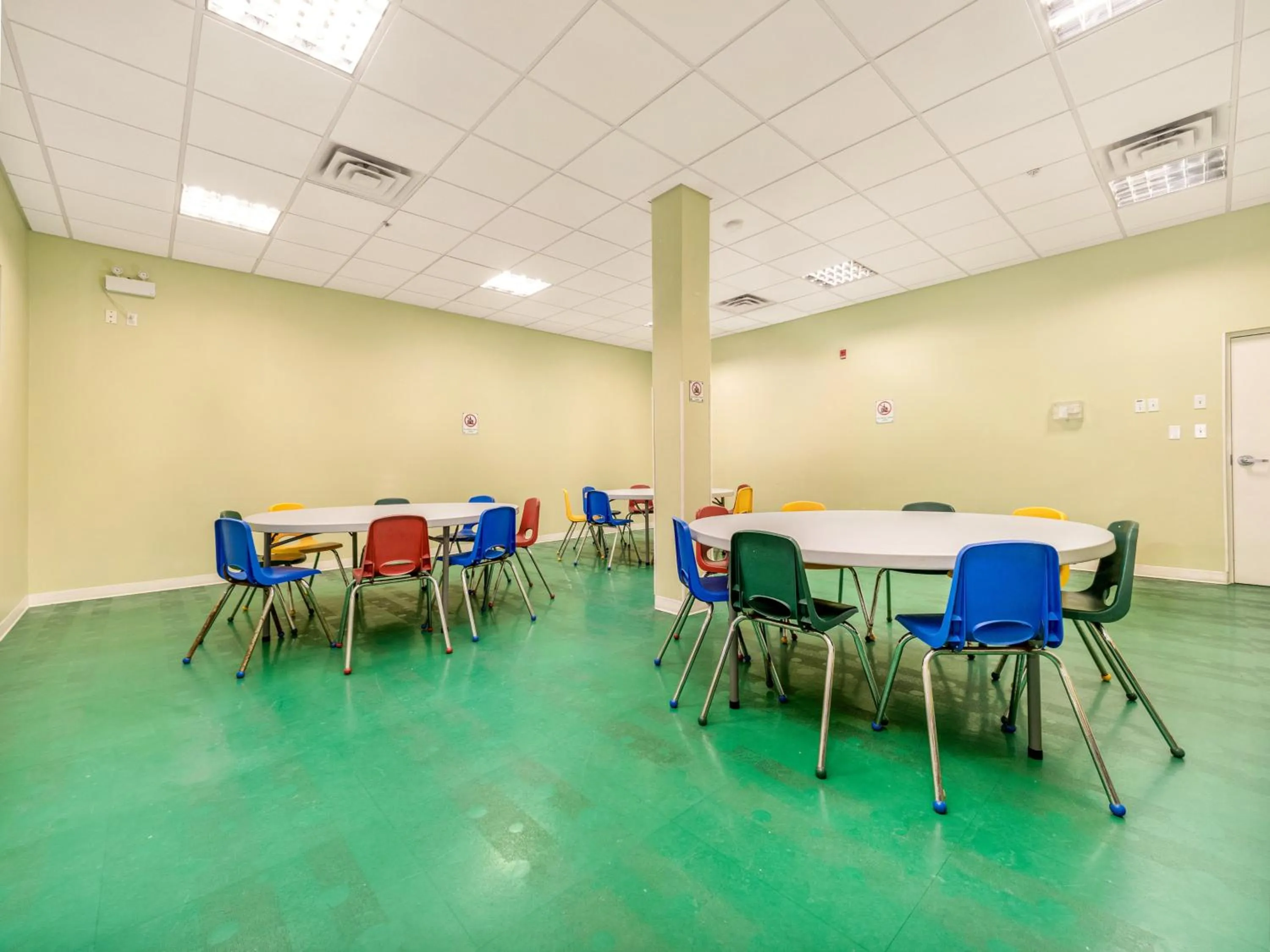 Fitness centre/facilities in Holiday Inn Lethbridge by IHG