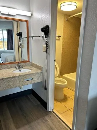 Days Inn by Wyndham Fort Myers