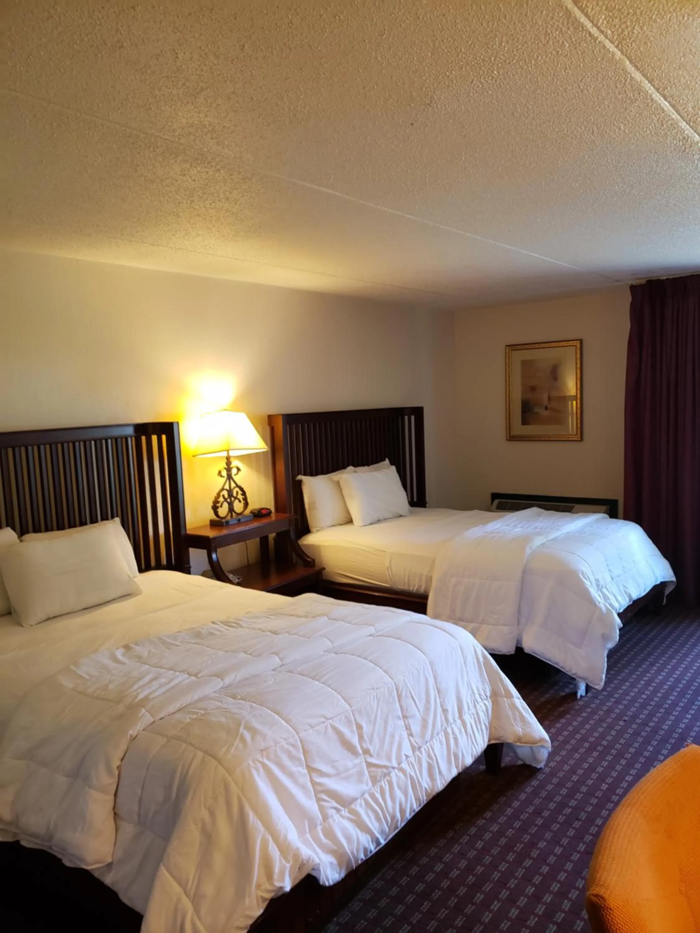 Bed in Select Inn Murfreesboro