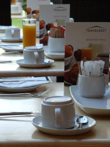 Restaurant/places to eat in Travelrest Fareham Solent Gateway