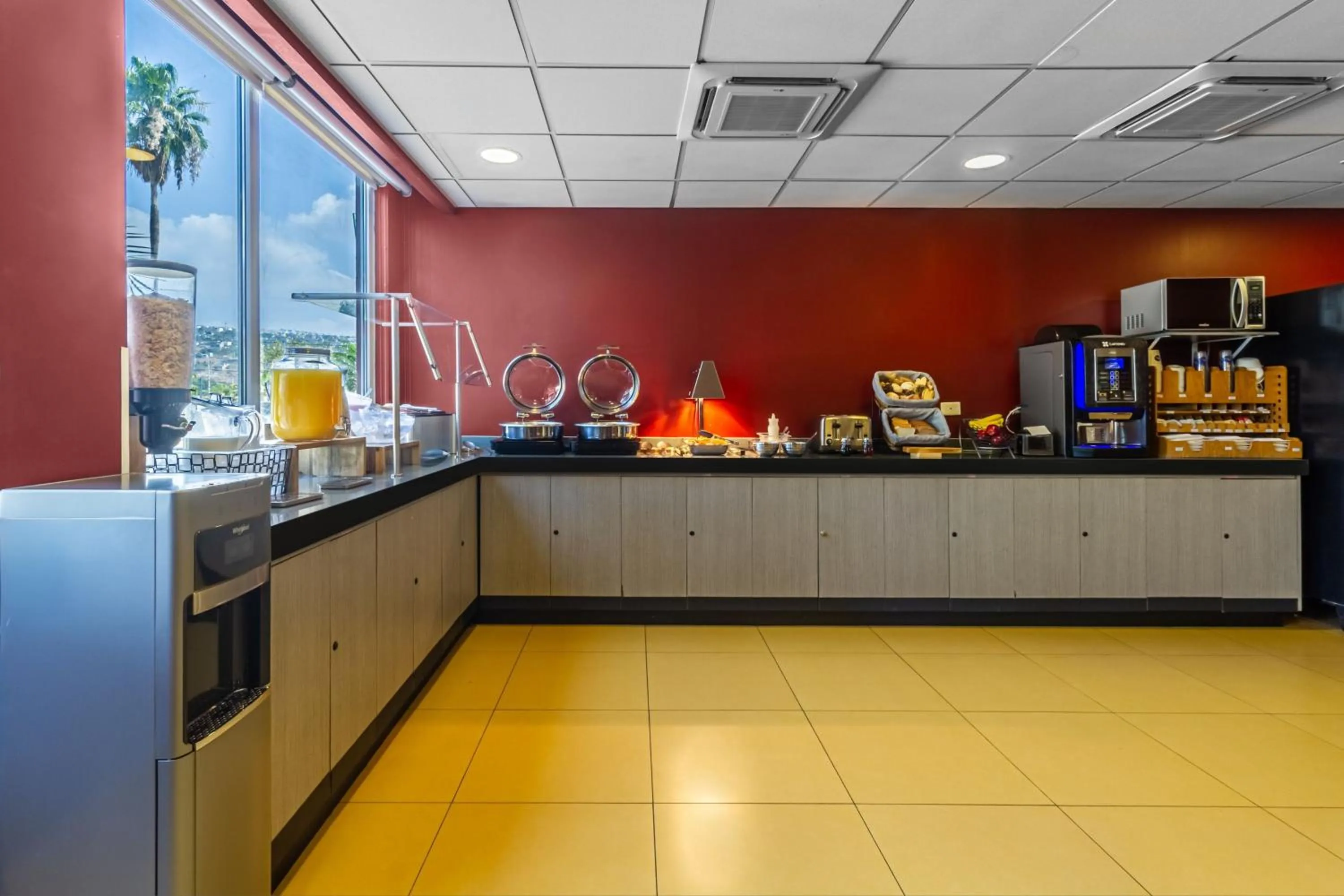 Breakfast in City Express Junior by Marriott Tuxtla Gutierrez Poliforum