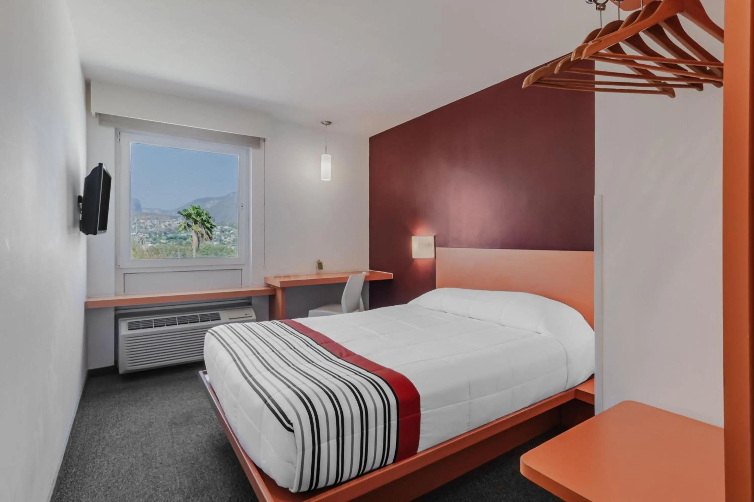 Bedroom, Bed in City Express Junior by Marriott Tuxtla Gutierrez Poliforum