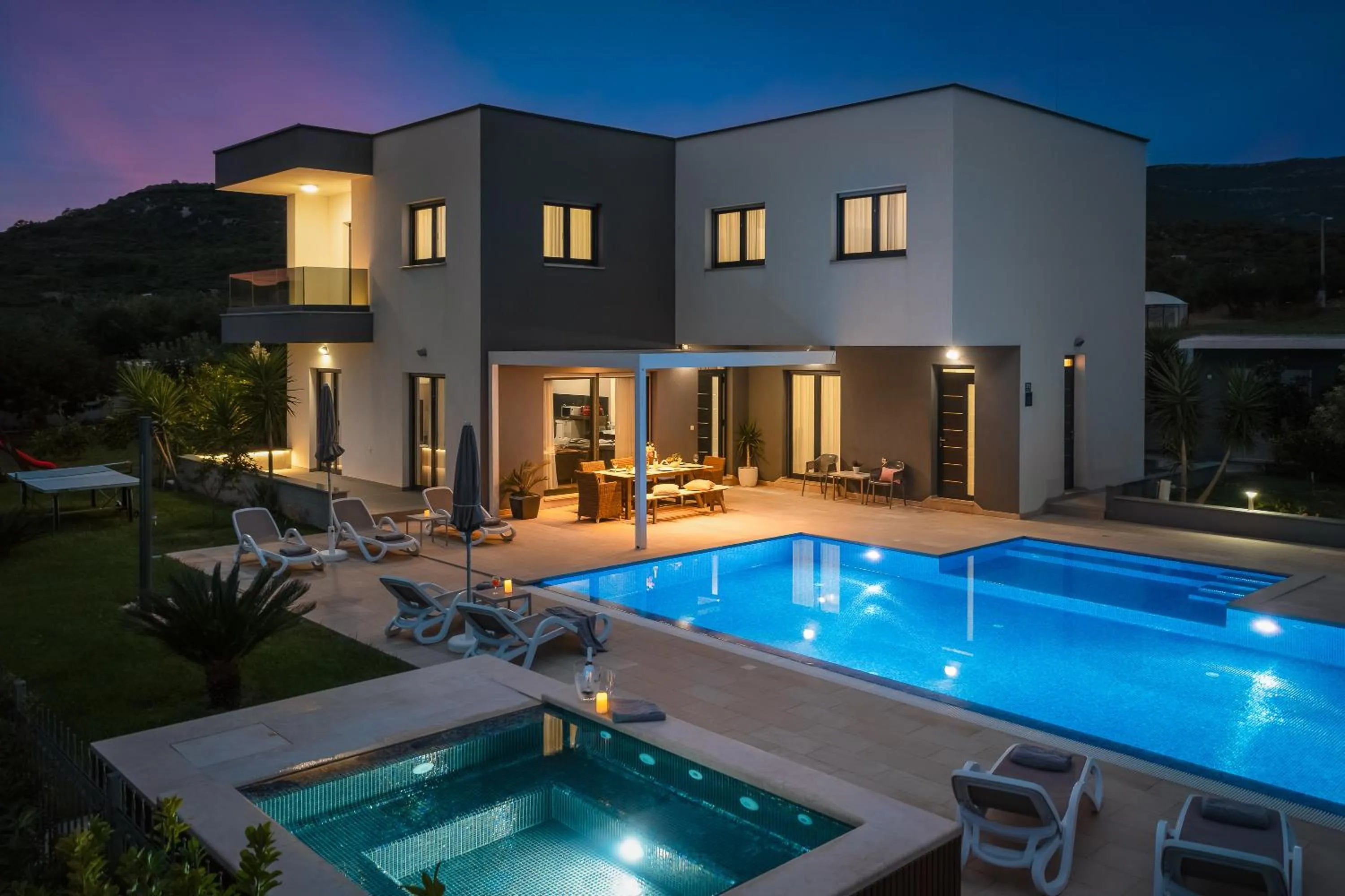 Property building in Villa Castello