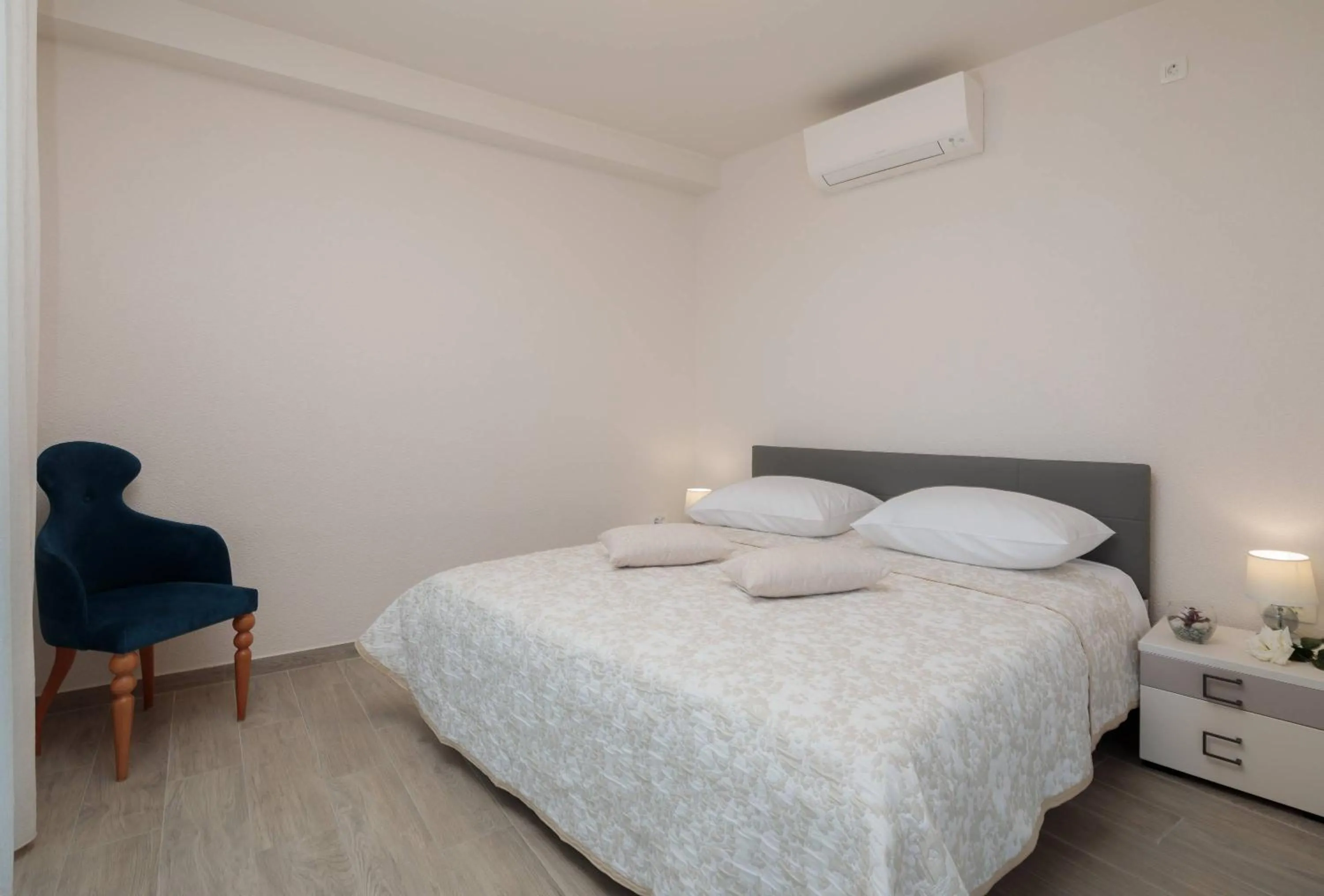 Bedroom, Bed in Villa Castello