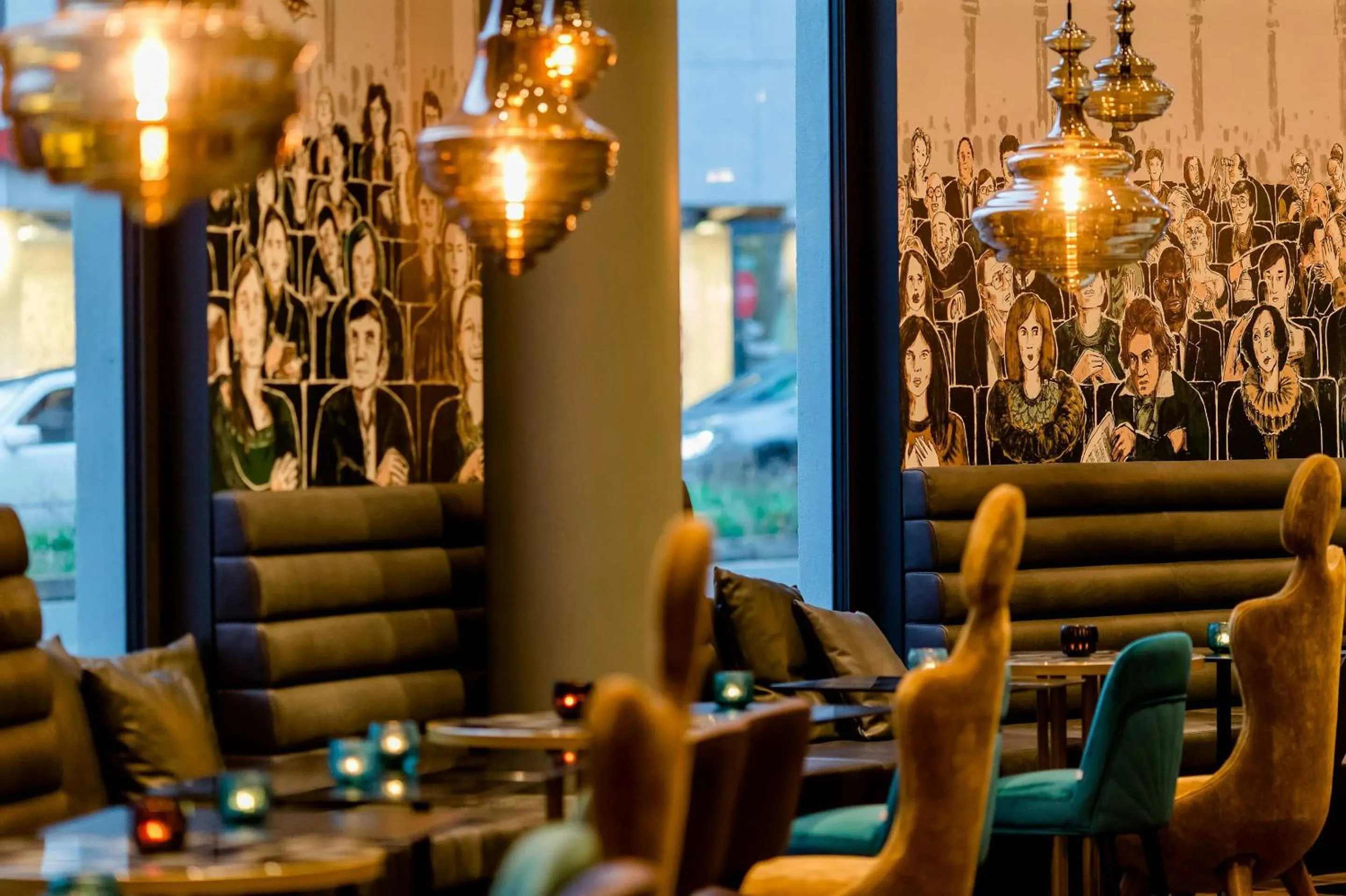 Lounge or bar in Motel One Bonn-Beethoven