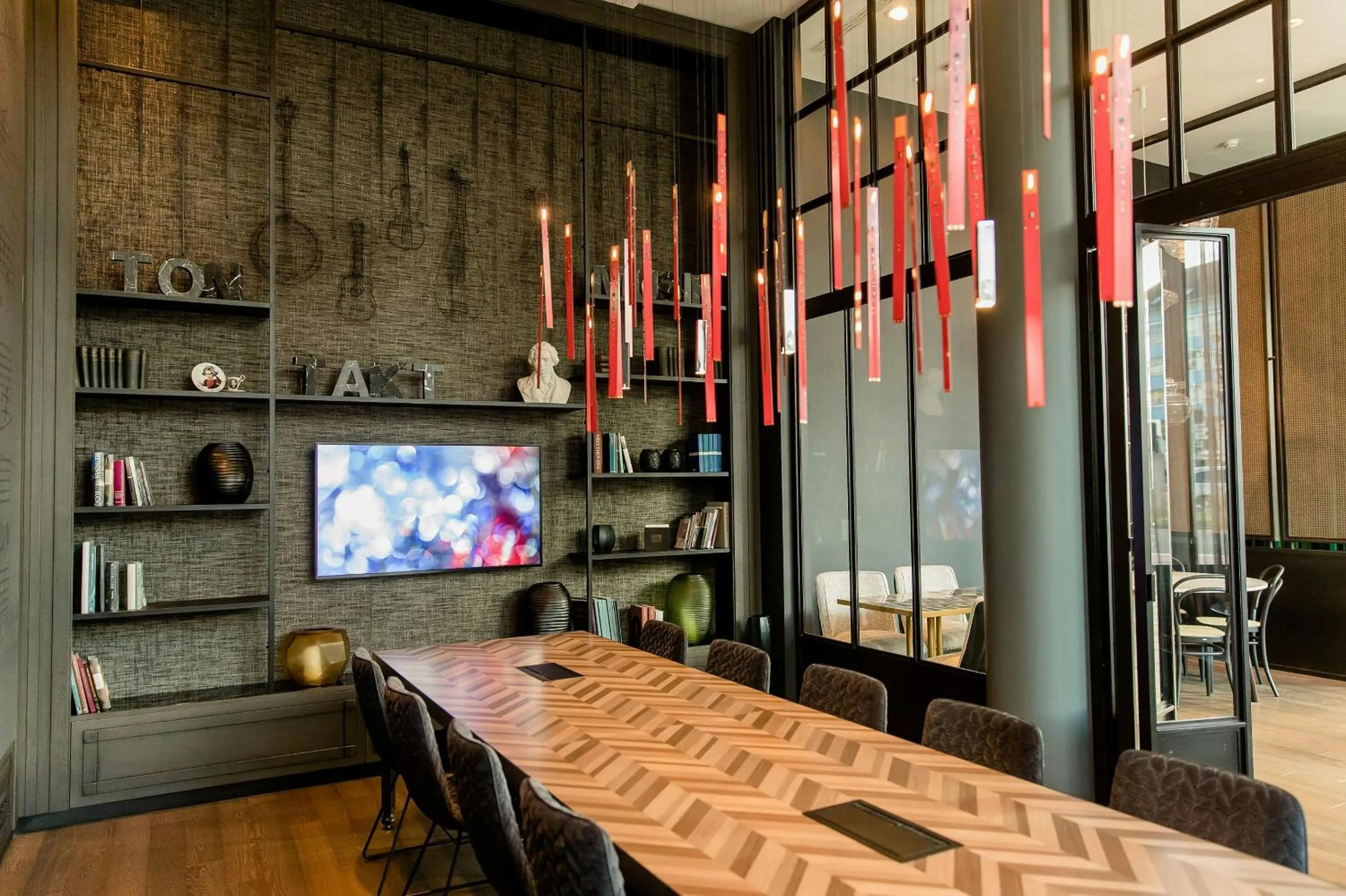 Lounge or bar in Motel One Bonn-Beethoven