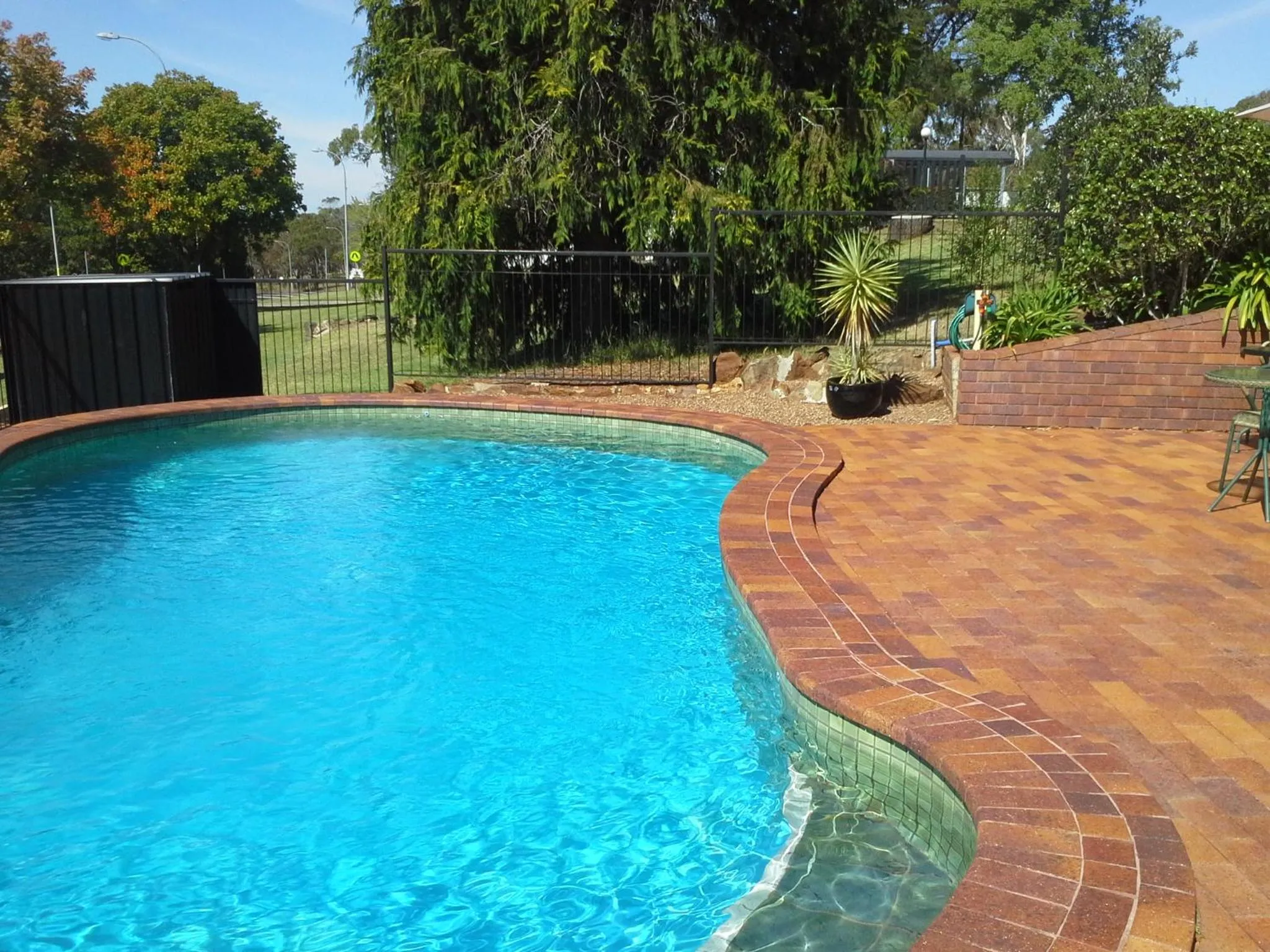 Day in Hideaway Motor Inn