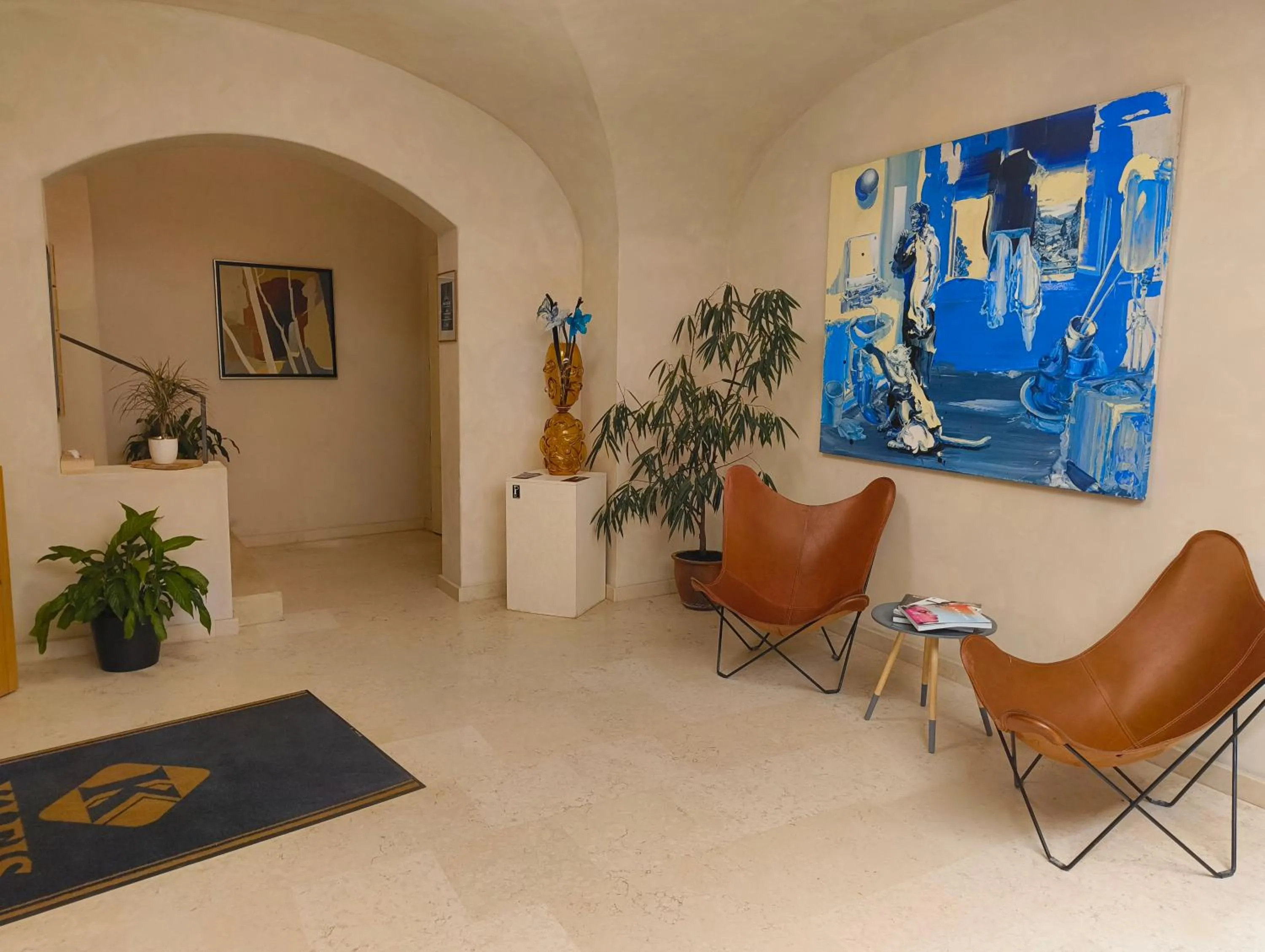 Property building in Hotel Kleis