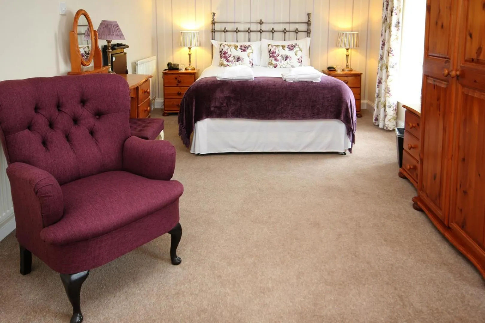 Bed in Lastra Farm Hotel