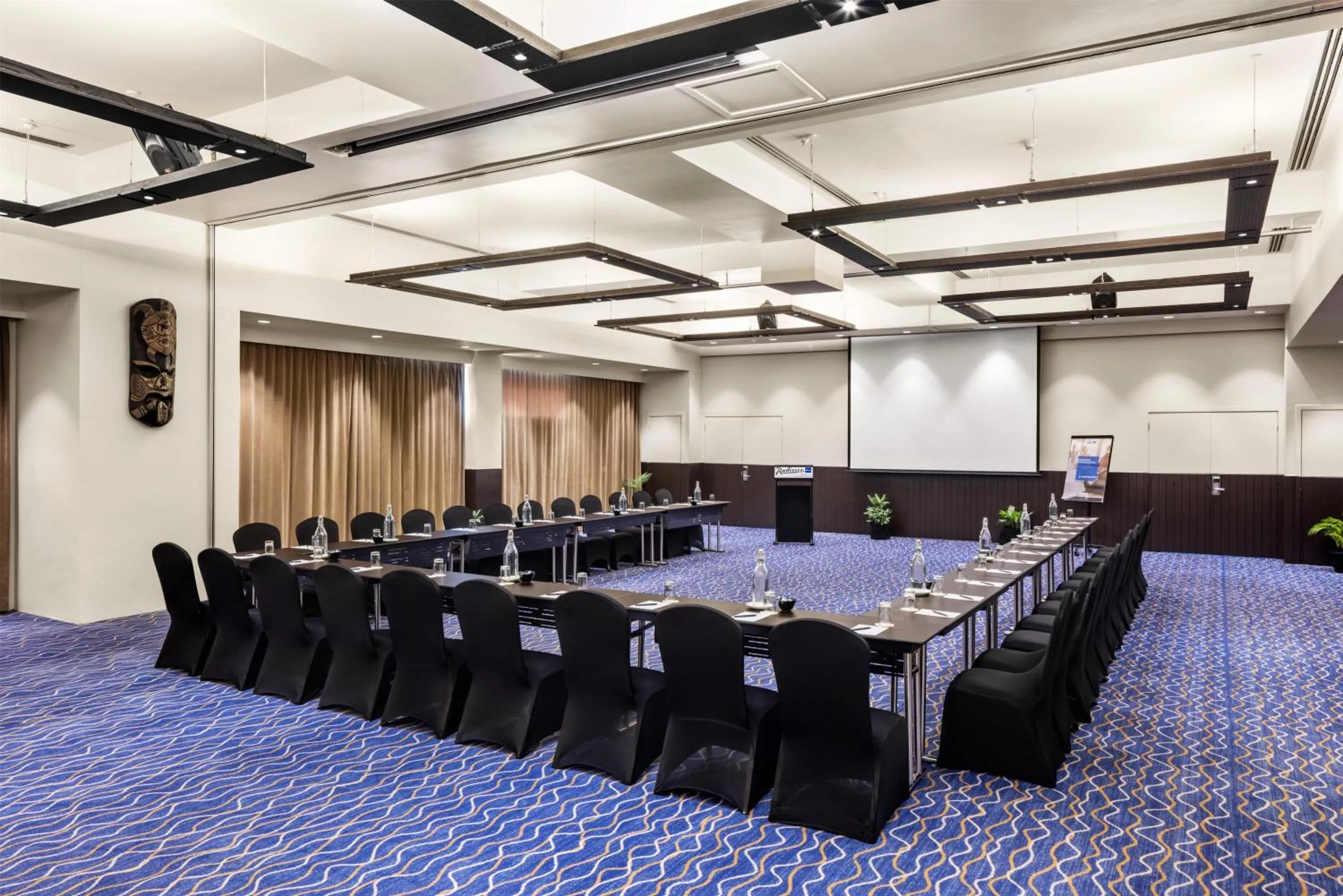 Banquet/Function facilities in Radisson Blu Resort Fiji