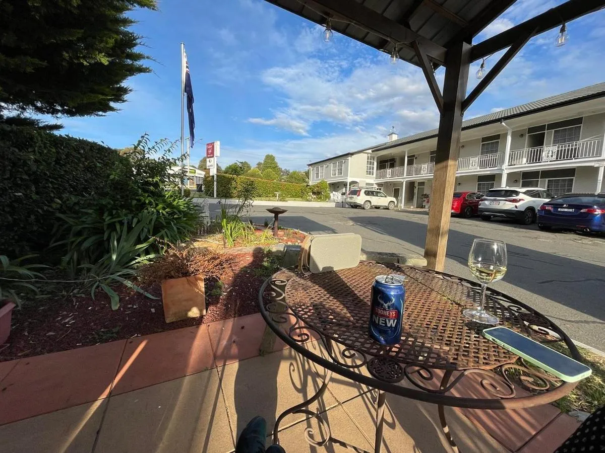 Colonial Lodge Motor Inn