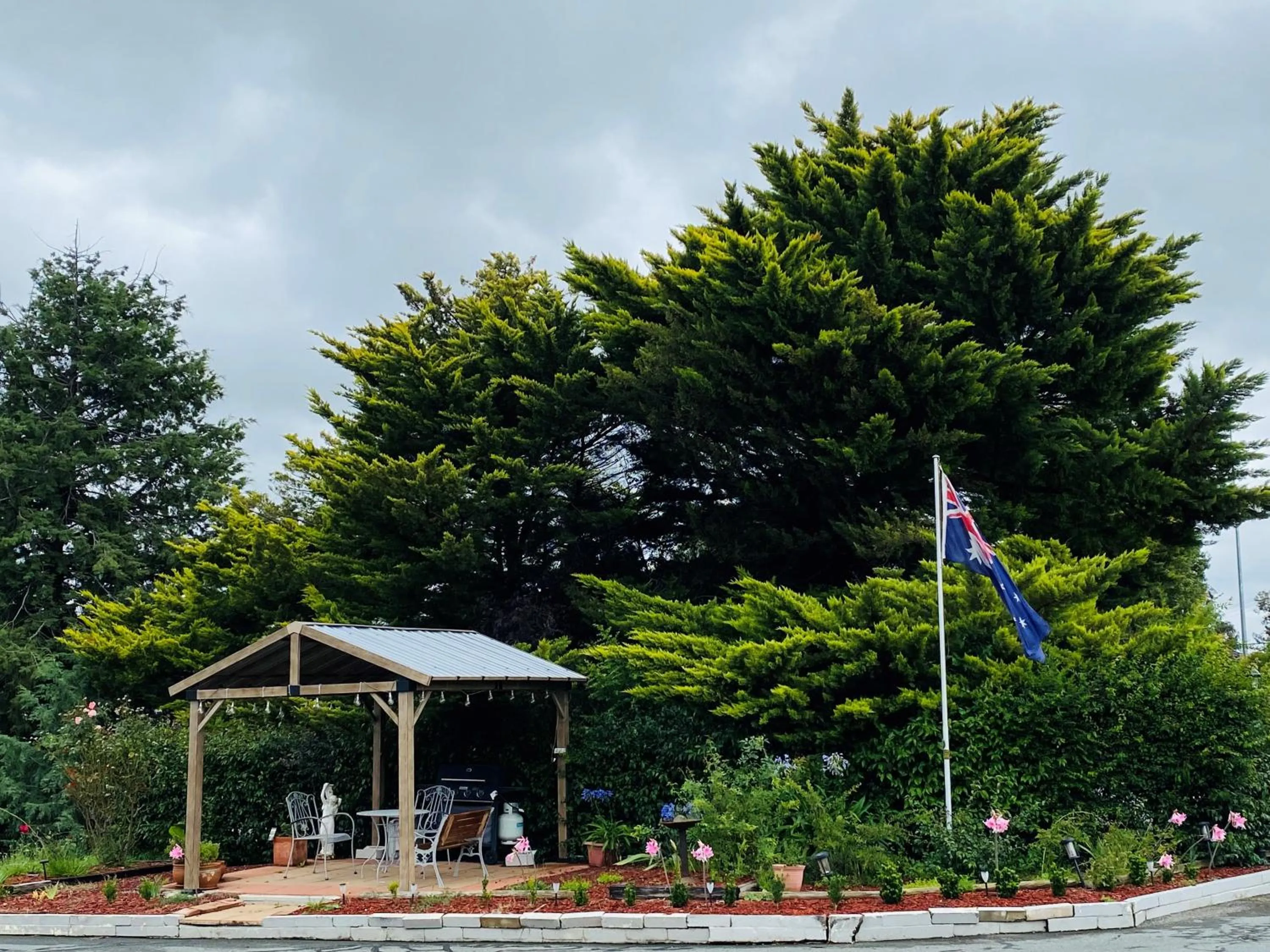 Colonial Lodge Motor Inn