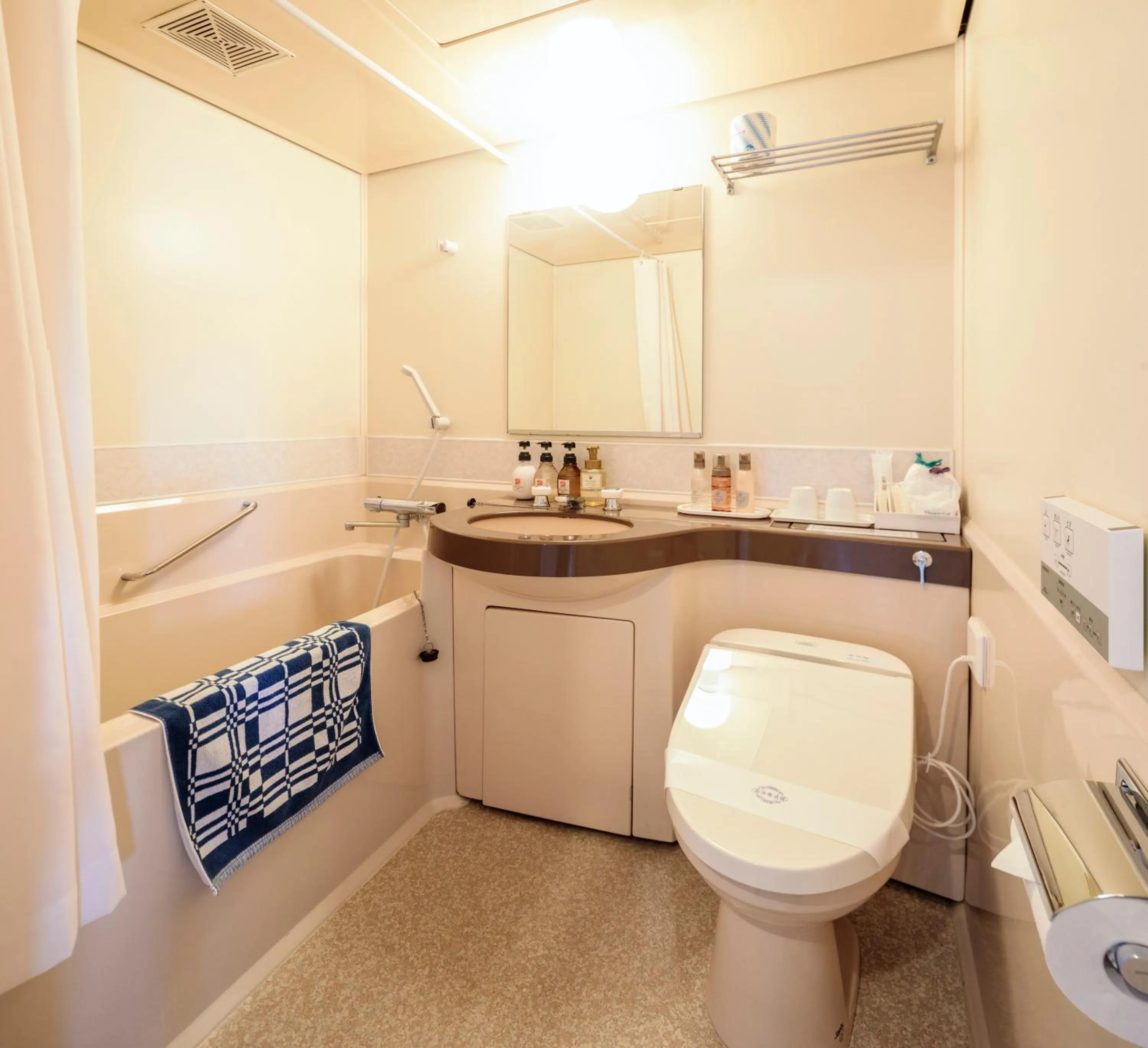 Toilet in Okido Hotel