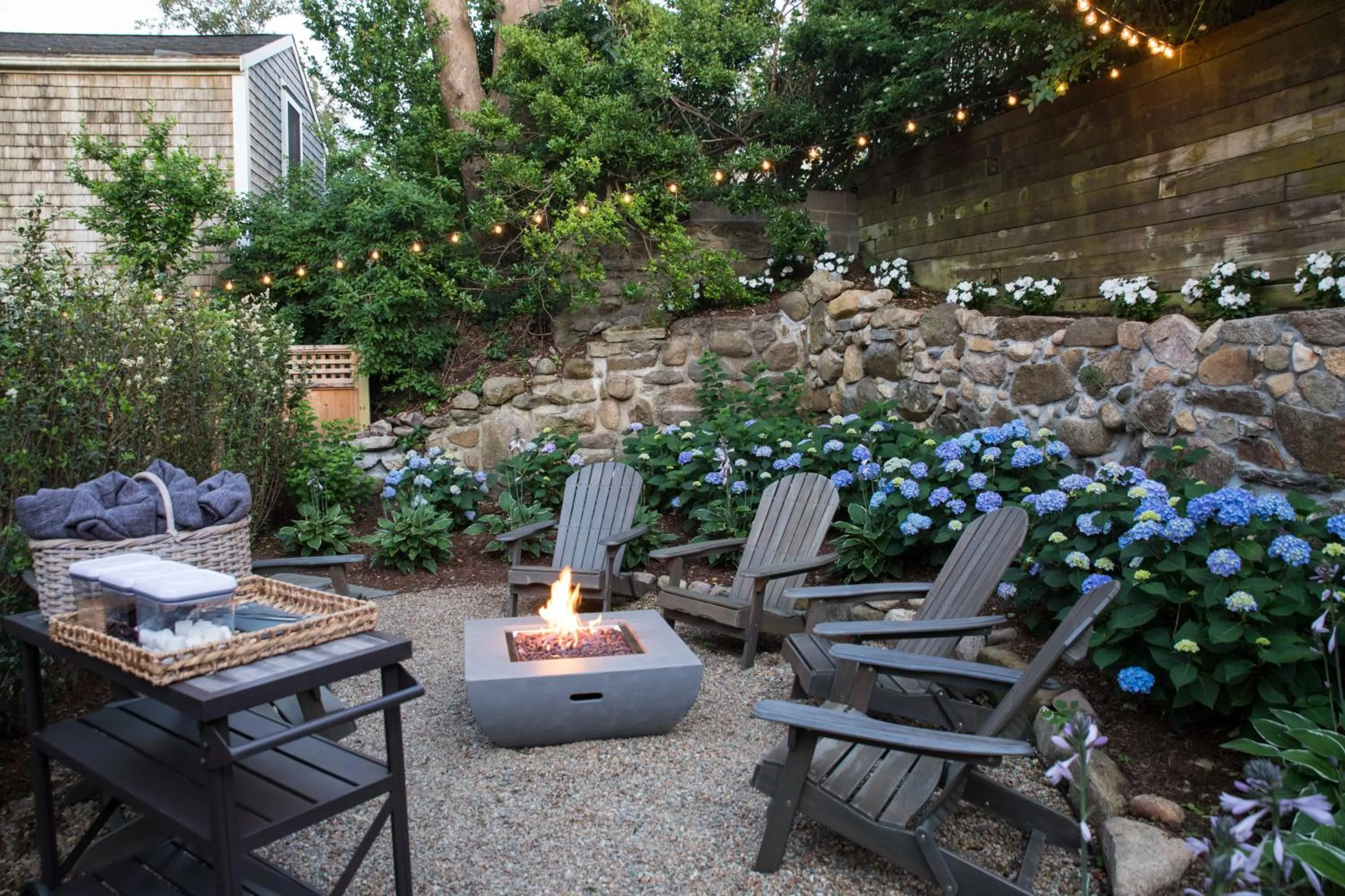 Patio in Carlisle House Inn