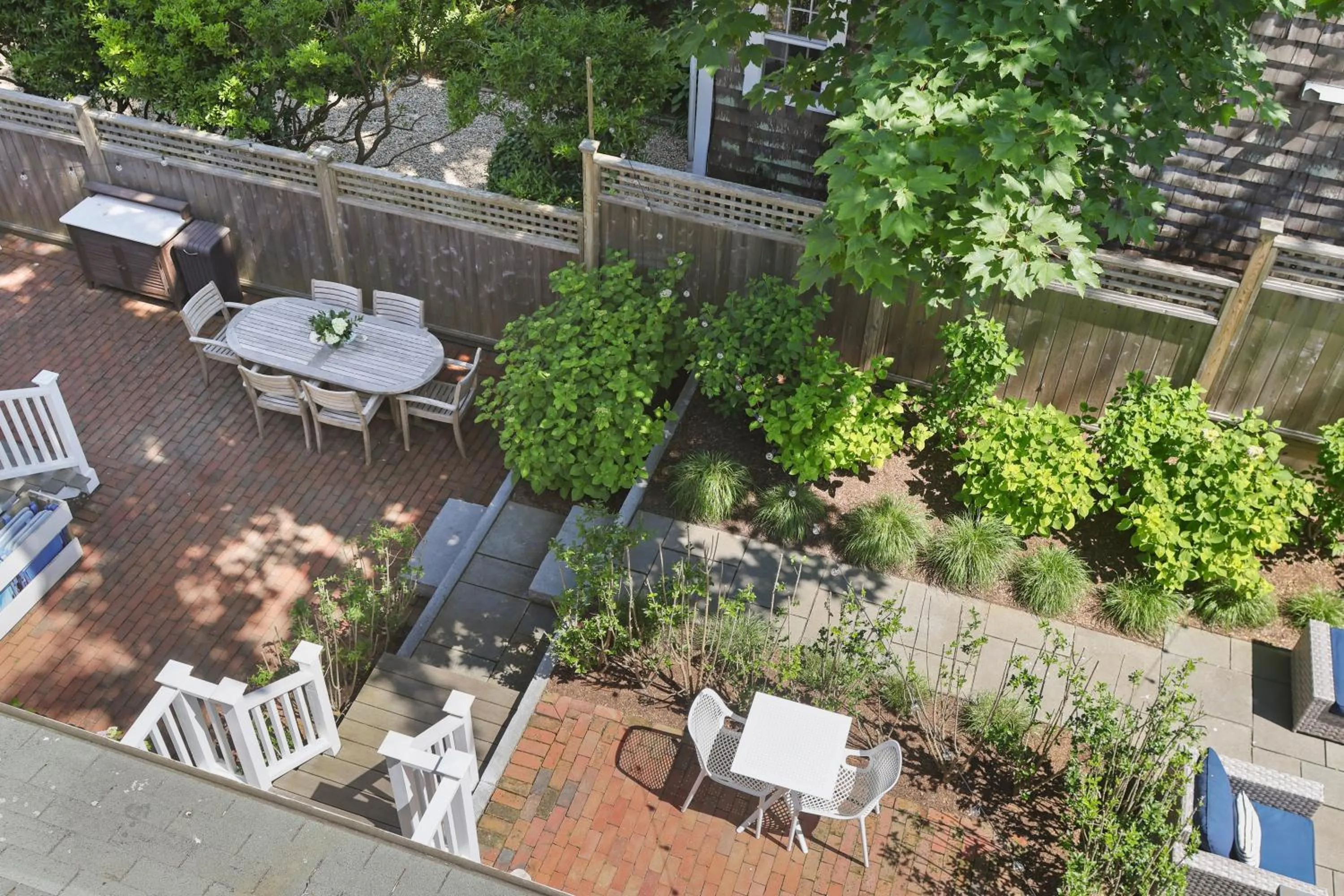 Balcony/Terrace in Carlisle House Inn