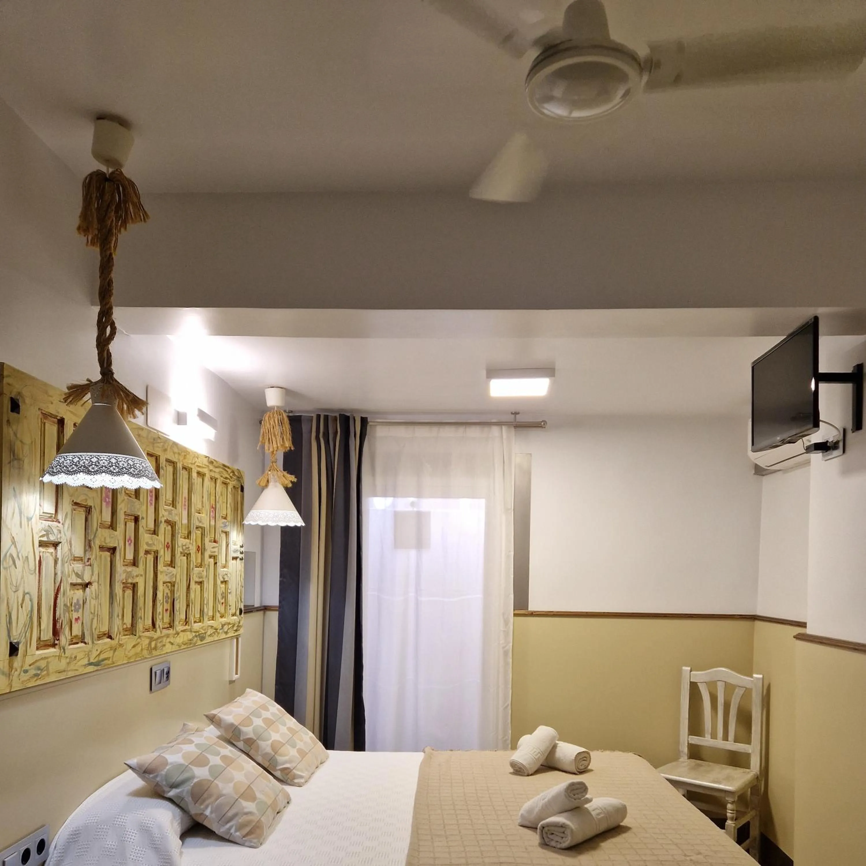 Bed in Hostal Boutique Luna de Gavín