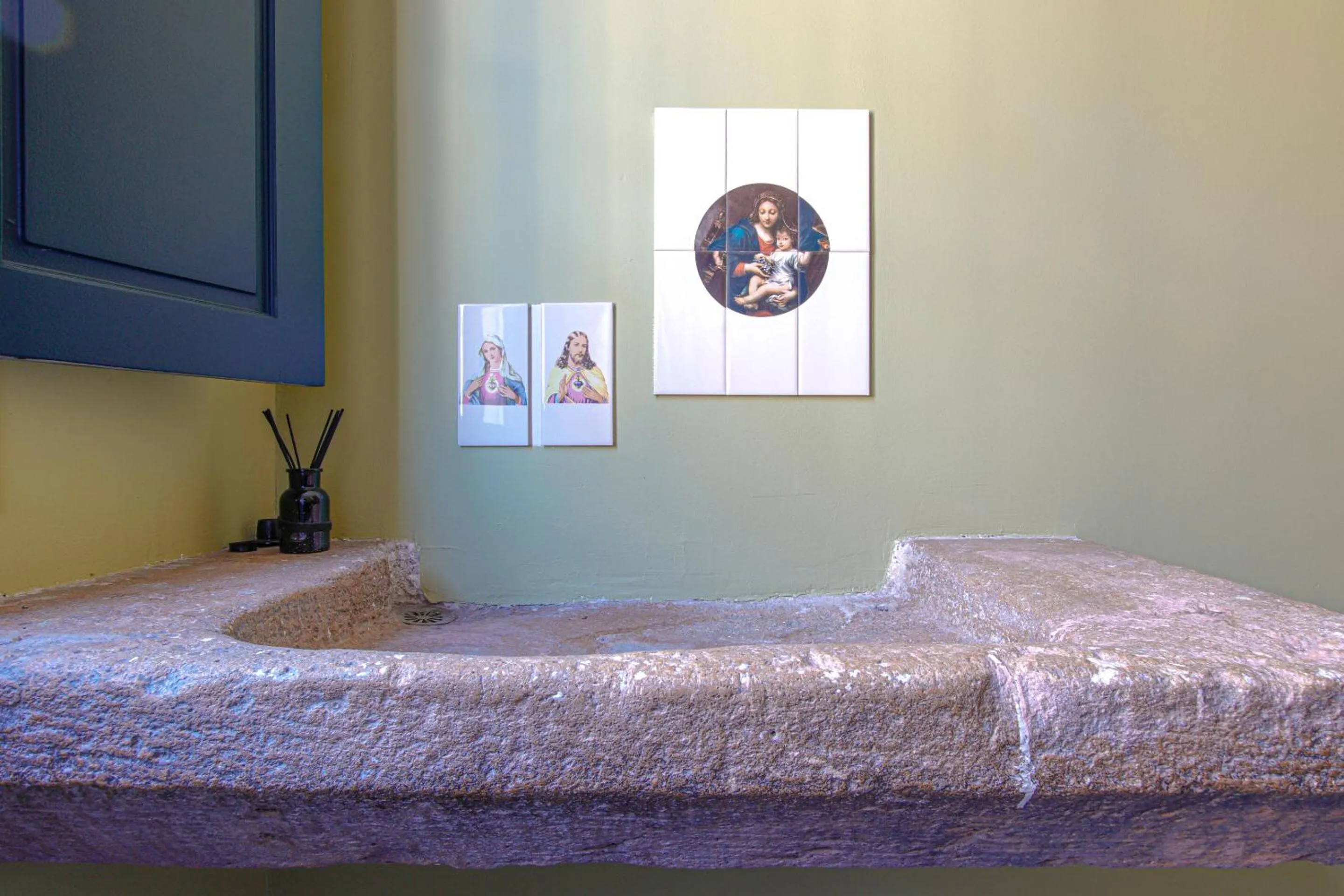 Property building, Bed in Maison Fredon Bordeaux Centre