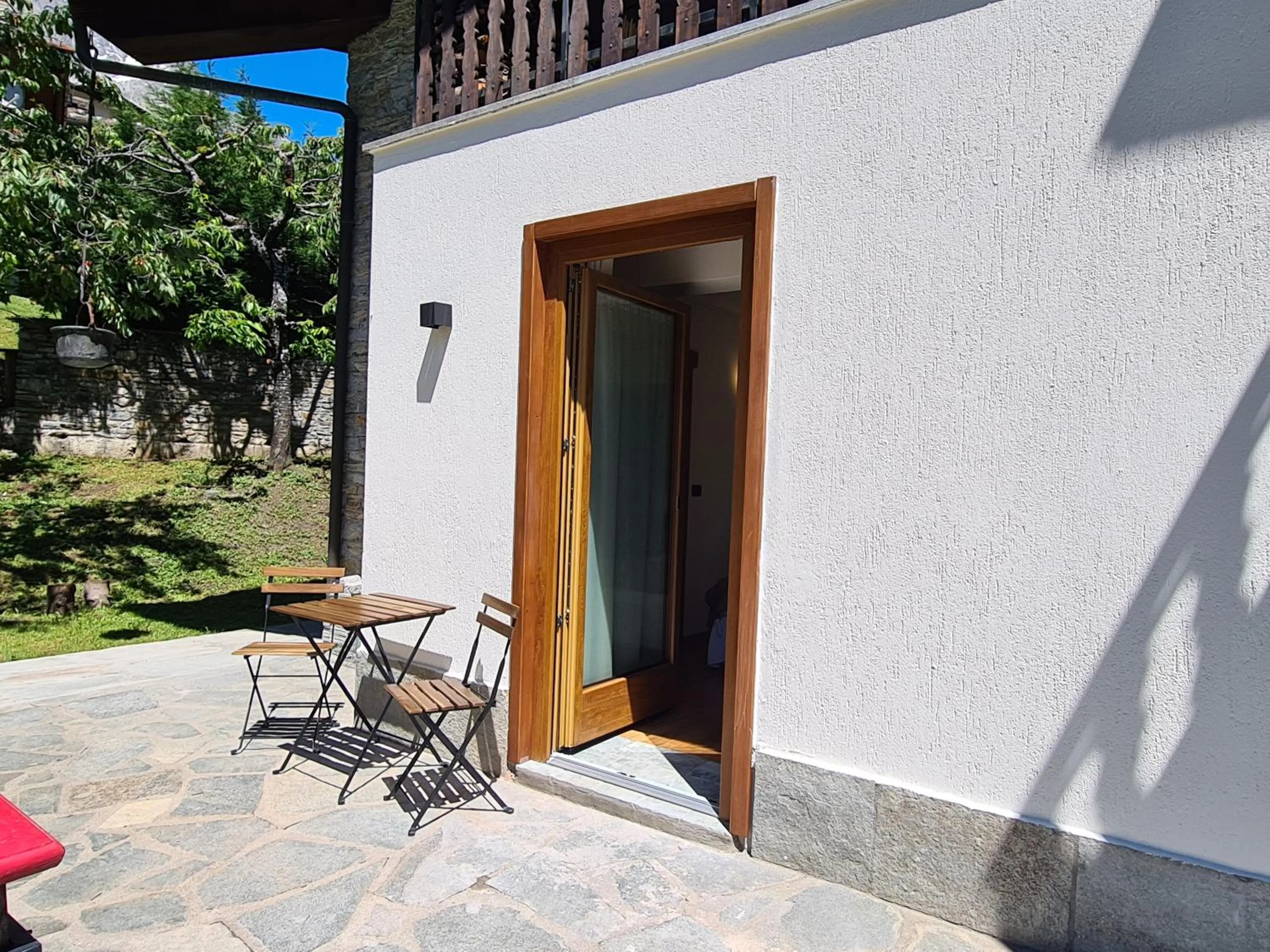 Property building in Hotel Dente Del Gigante