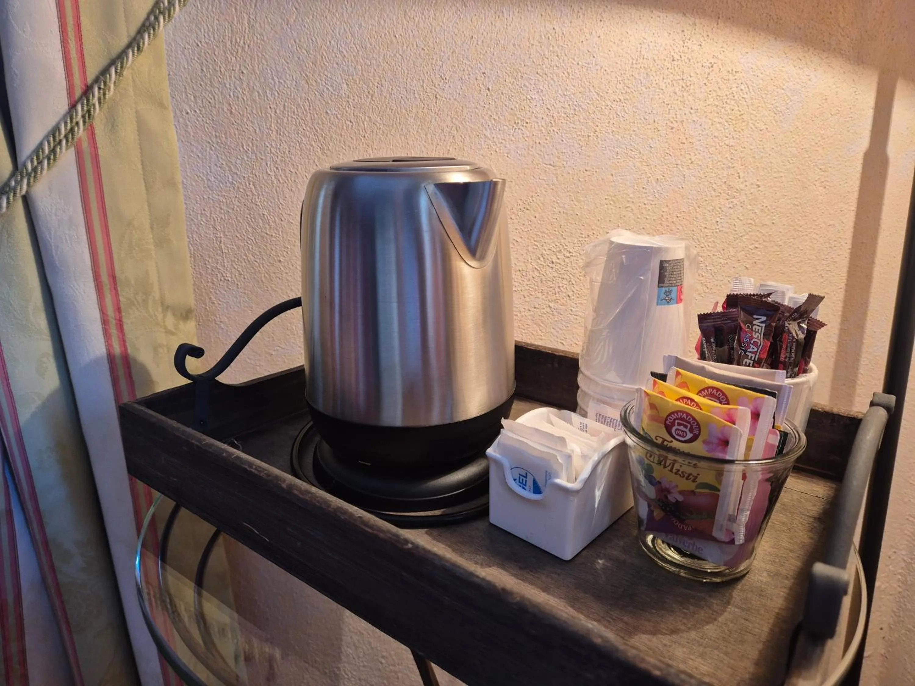 Coffee/tea facilities in Hotel Dente Del Gigante