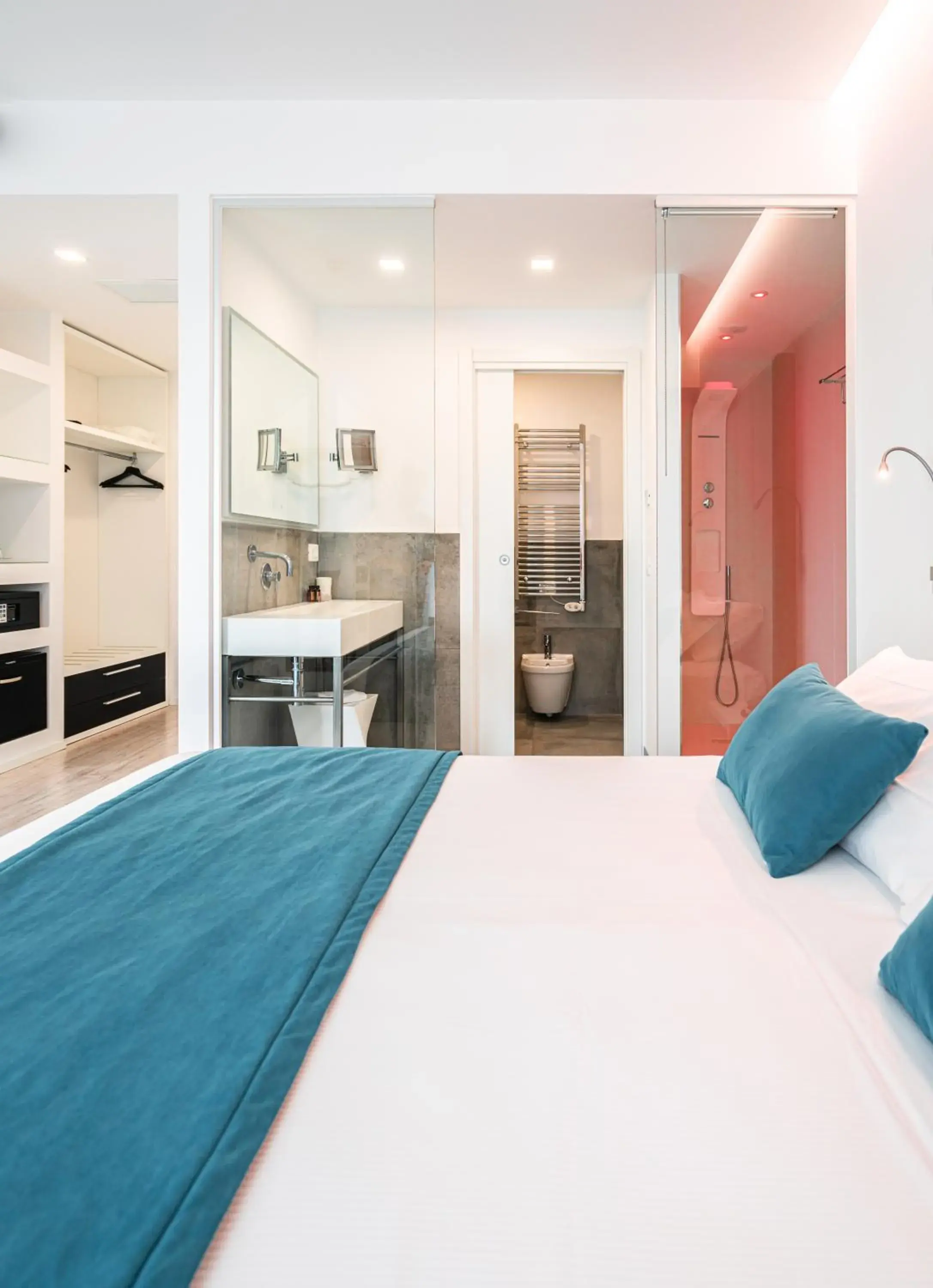 Junior Suite with Beach Access in Hotel Lampara Junior Suite with Beach Access in Hotel Lampara