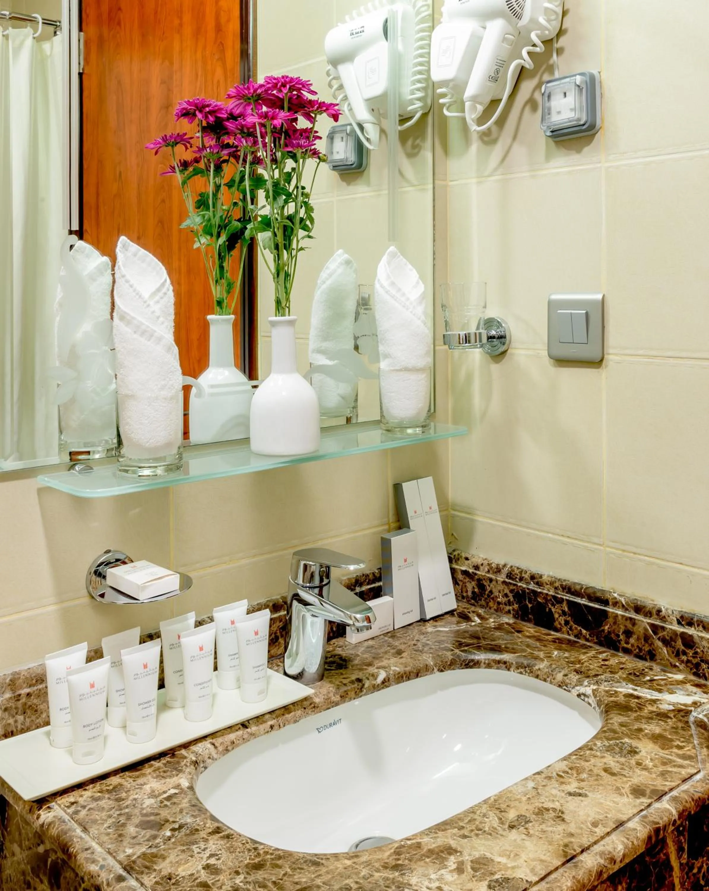 Bathroom in M Hotel Al Dana Makkah by Millennium