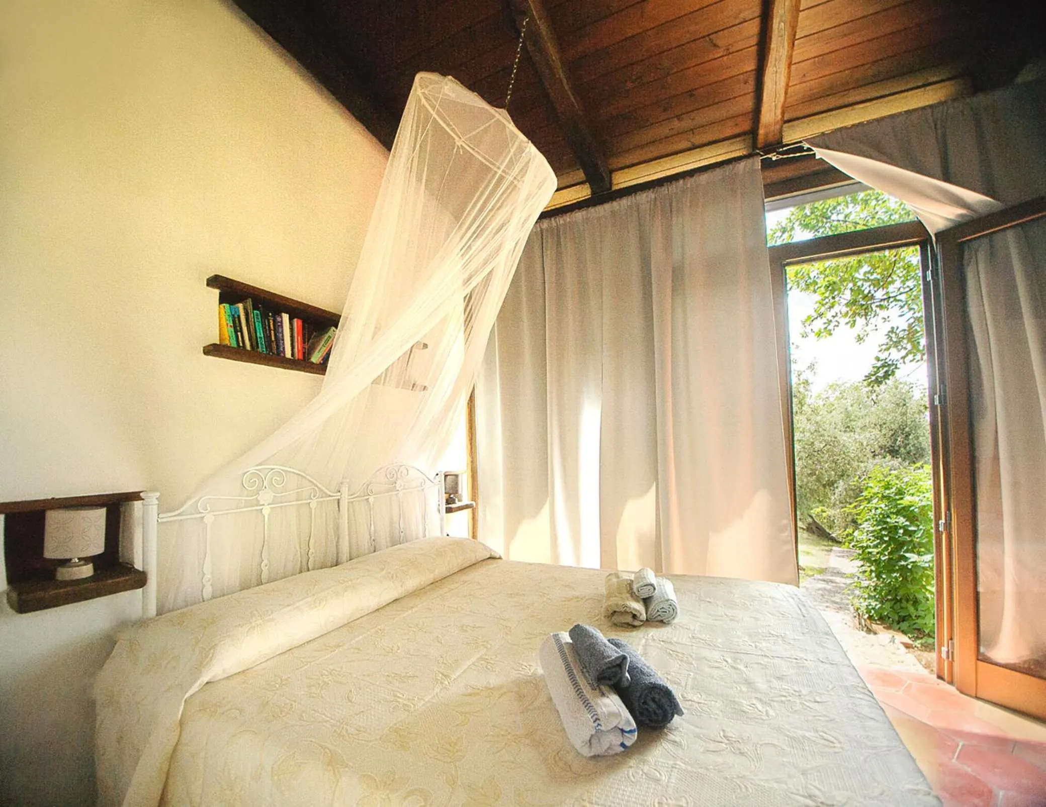 Bedroom, Bed in B&B La Torretta