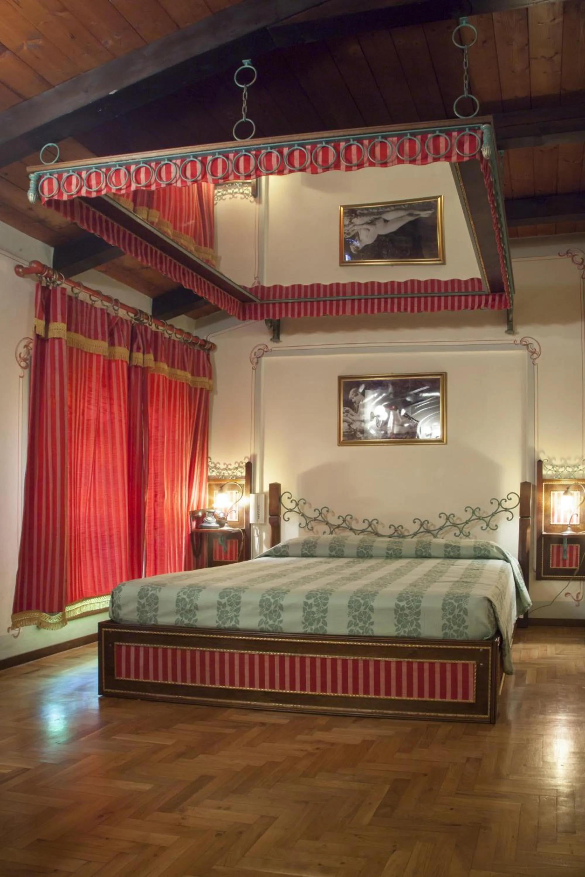 Photo of the whole room, Bed in Hotel Villino Della Flanella