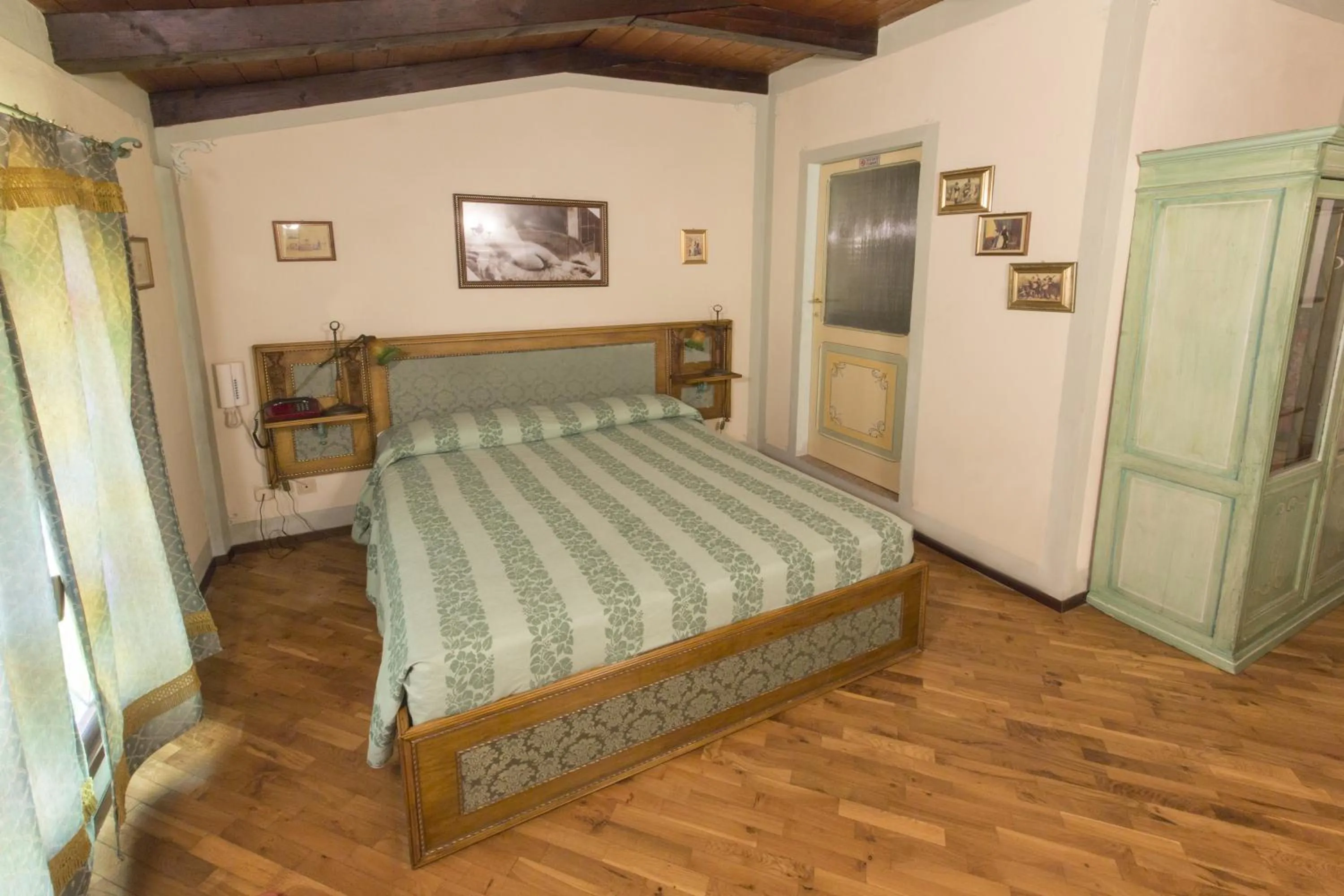 Photo of the whole room, Bed in Hotel Villino Della Flanella