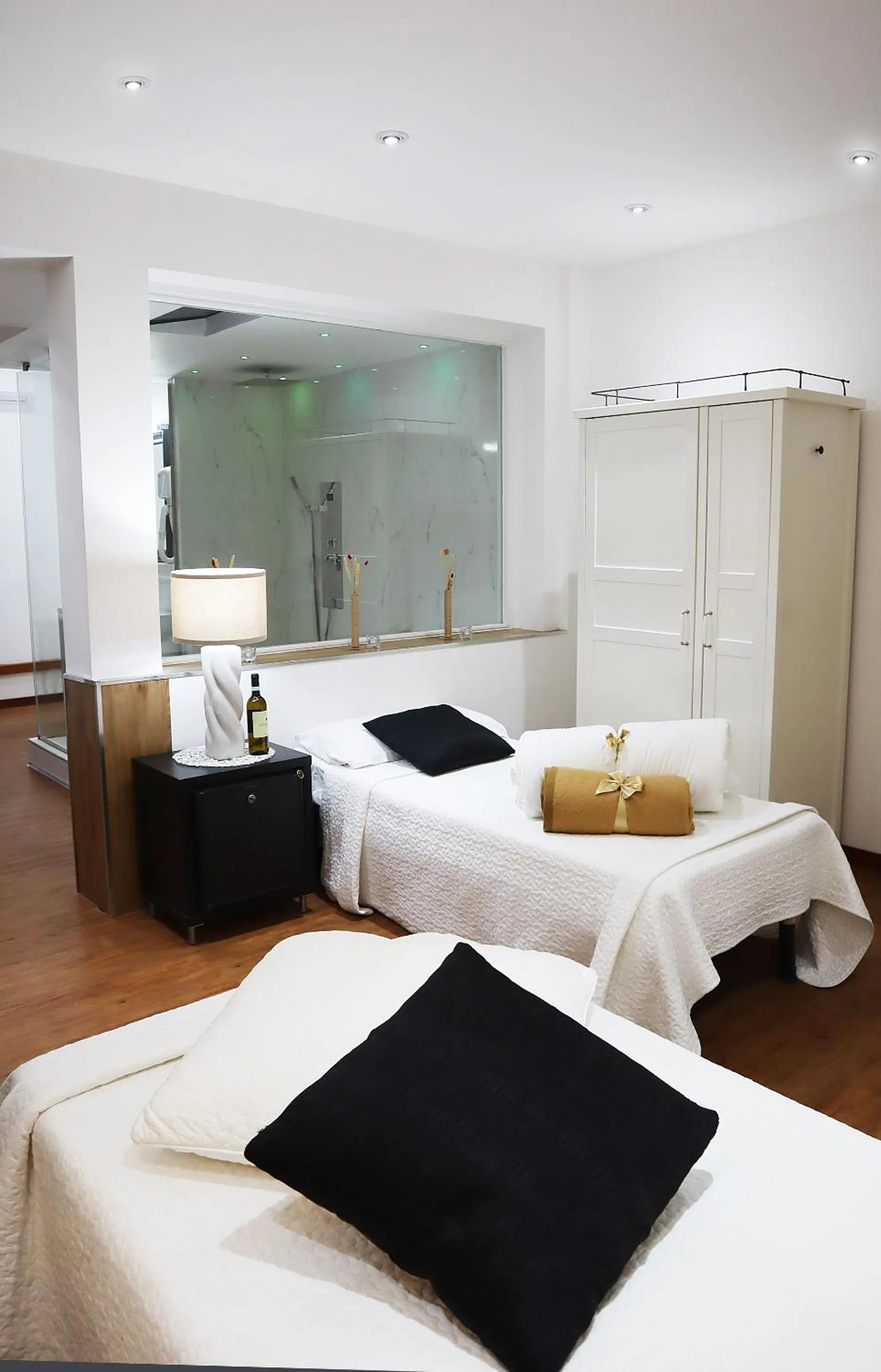 Photo of the whole room, Bed in Villa Alba Boutique Hotel