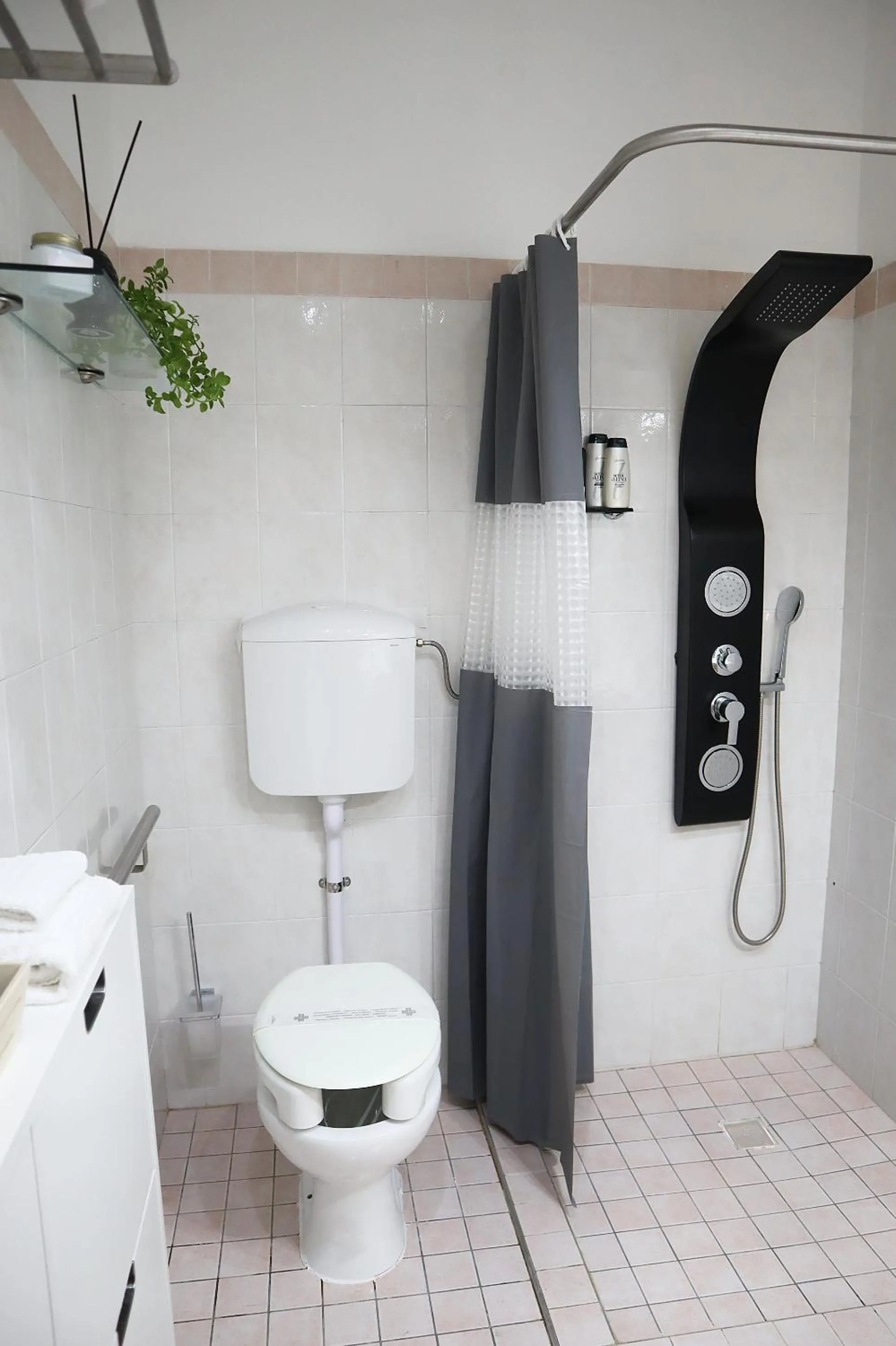 Shower in Villa Alba Boutique Hotel