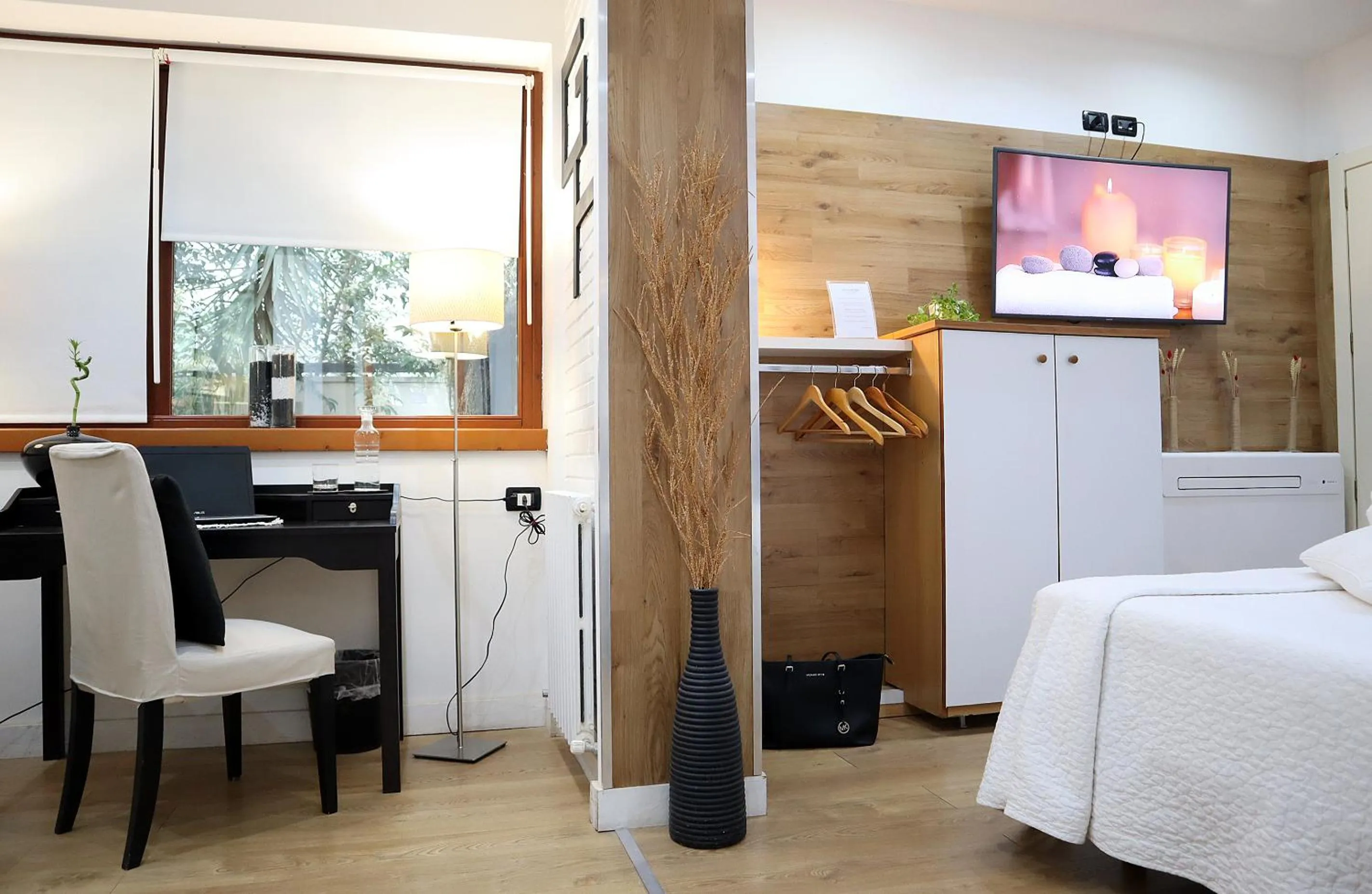 Photo of the whole room, Bed in Villa Alba Boutique Hotel