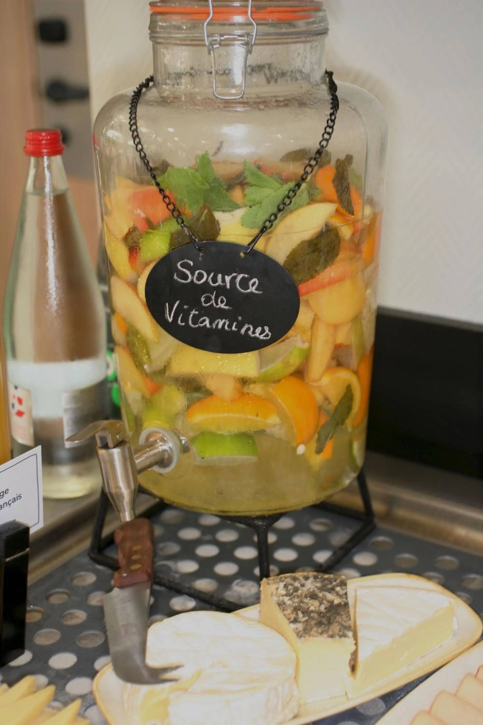 Buffet breakfast in ibis Saint-Lô