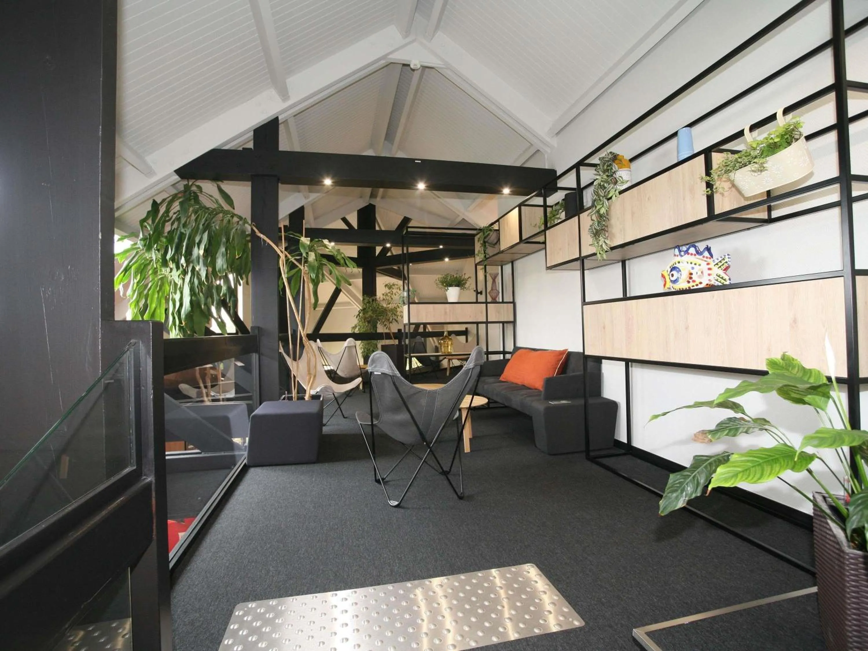 Property building in ibis Saint-Lô