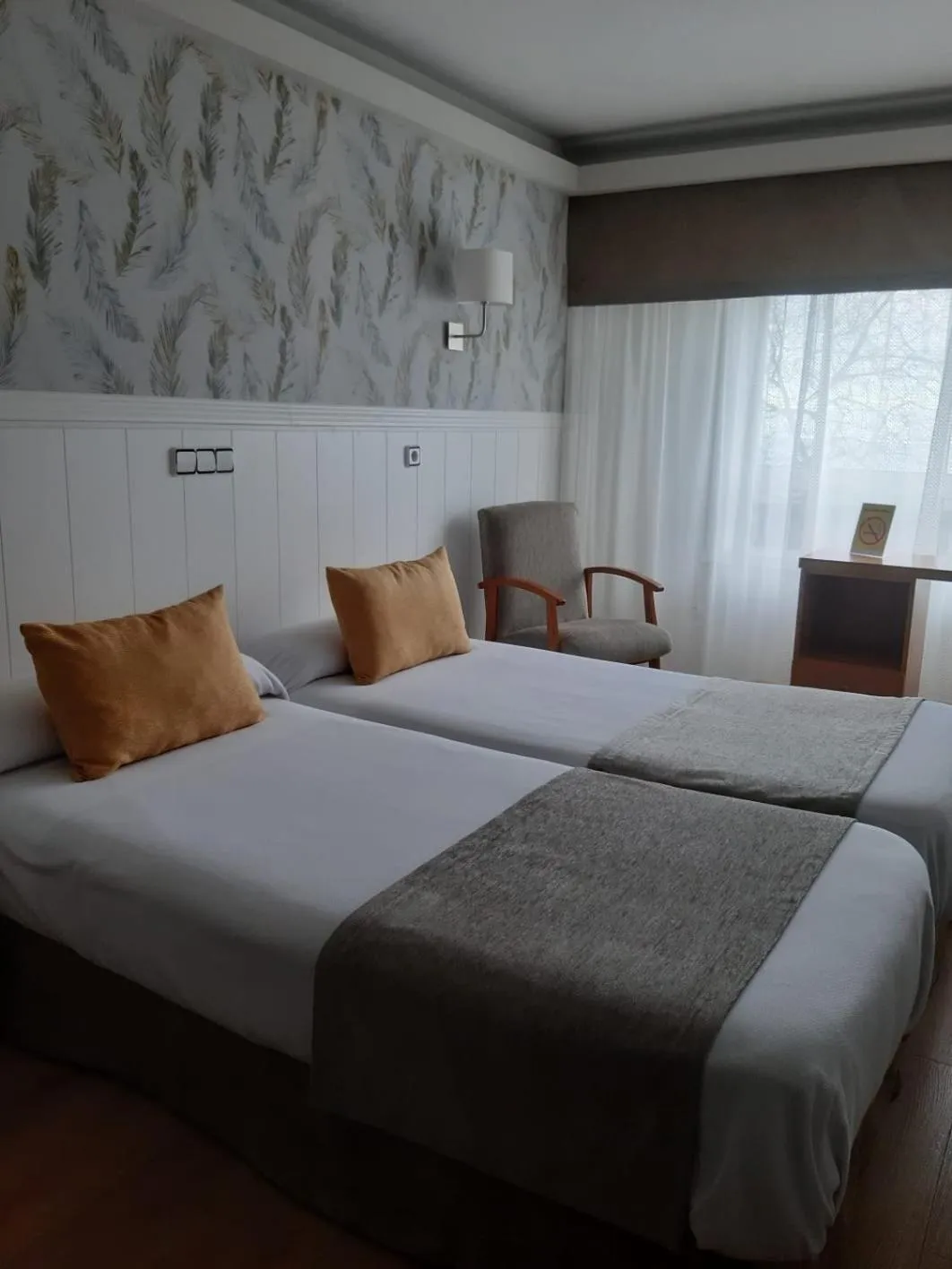 Decorative detail, Bed in Hotel Almirante