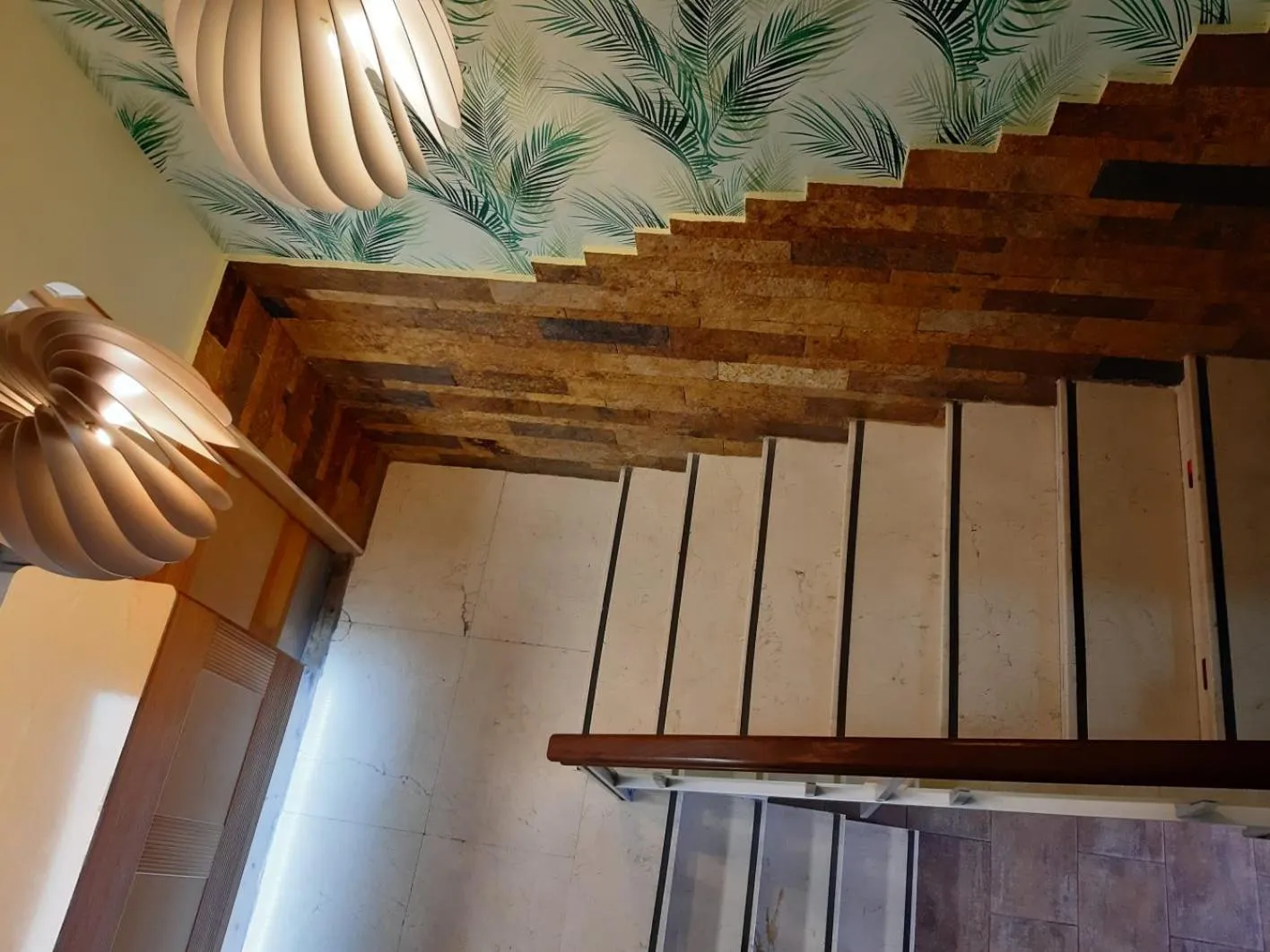 Day in Hotel Almirante