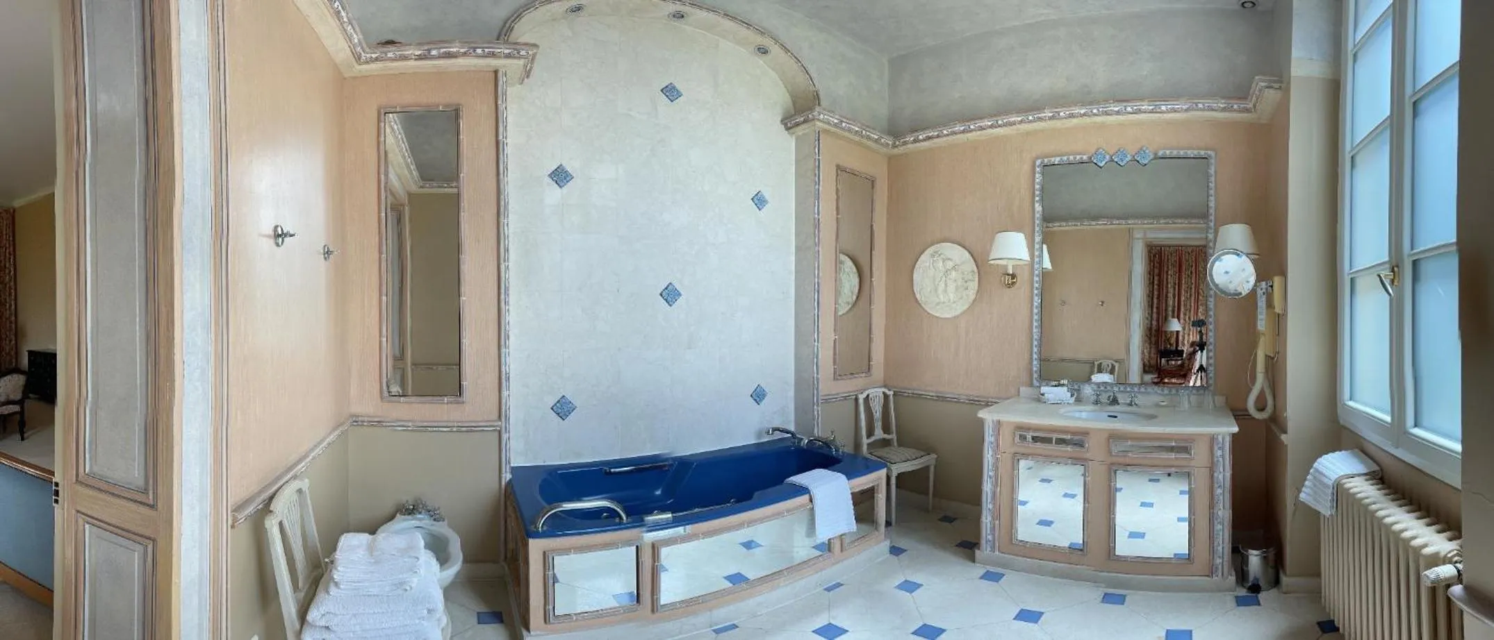 Bathroom in Le Manoir de Bellerive