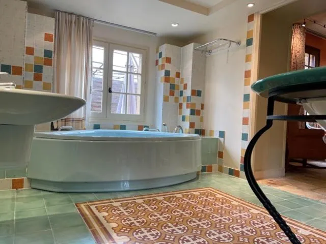 Bathroom in Le Manoir de Bellerive
