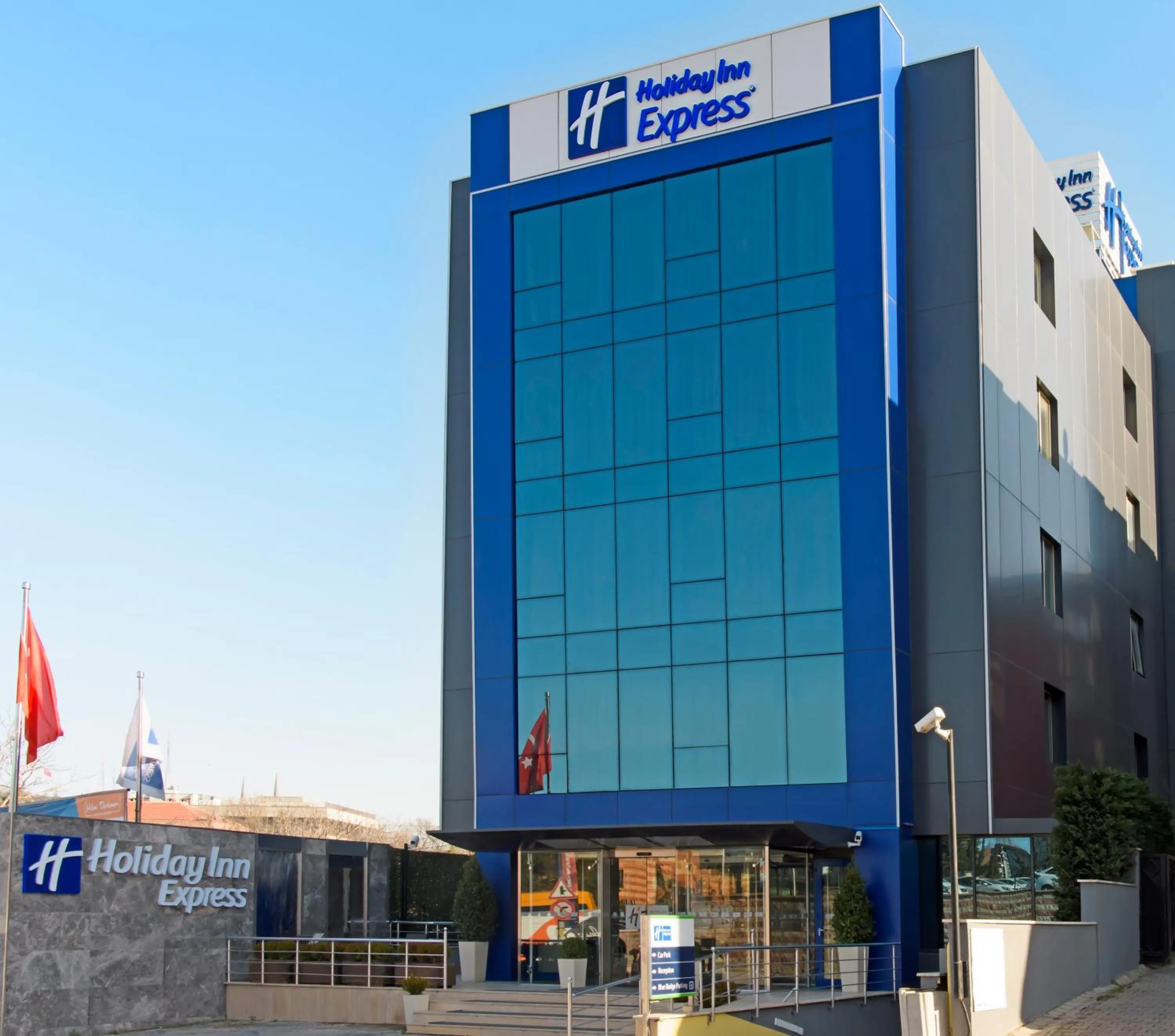 Property building in Holiday Inn Express Istanbul-Altunizade by IHG
