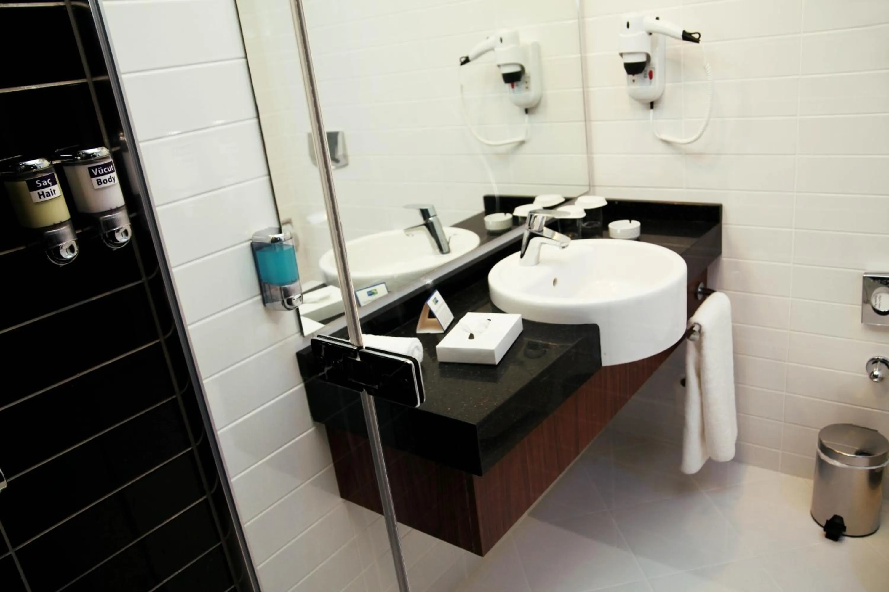 Bathroom in Holiday Inn Express Istanbul-Altunizade by IHG