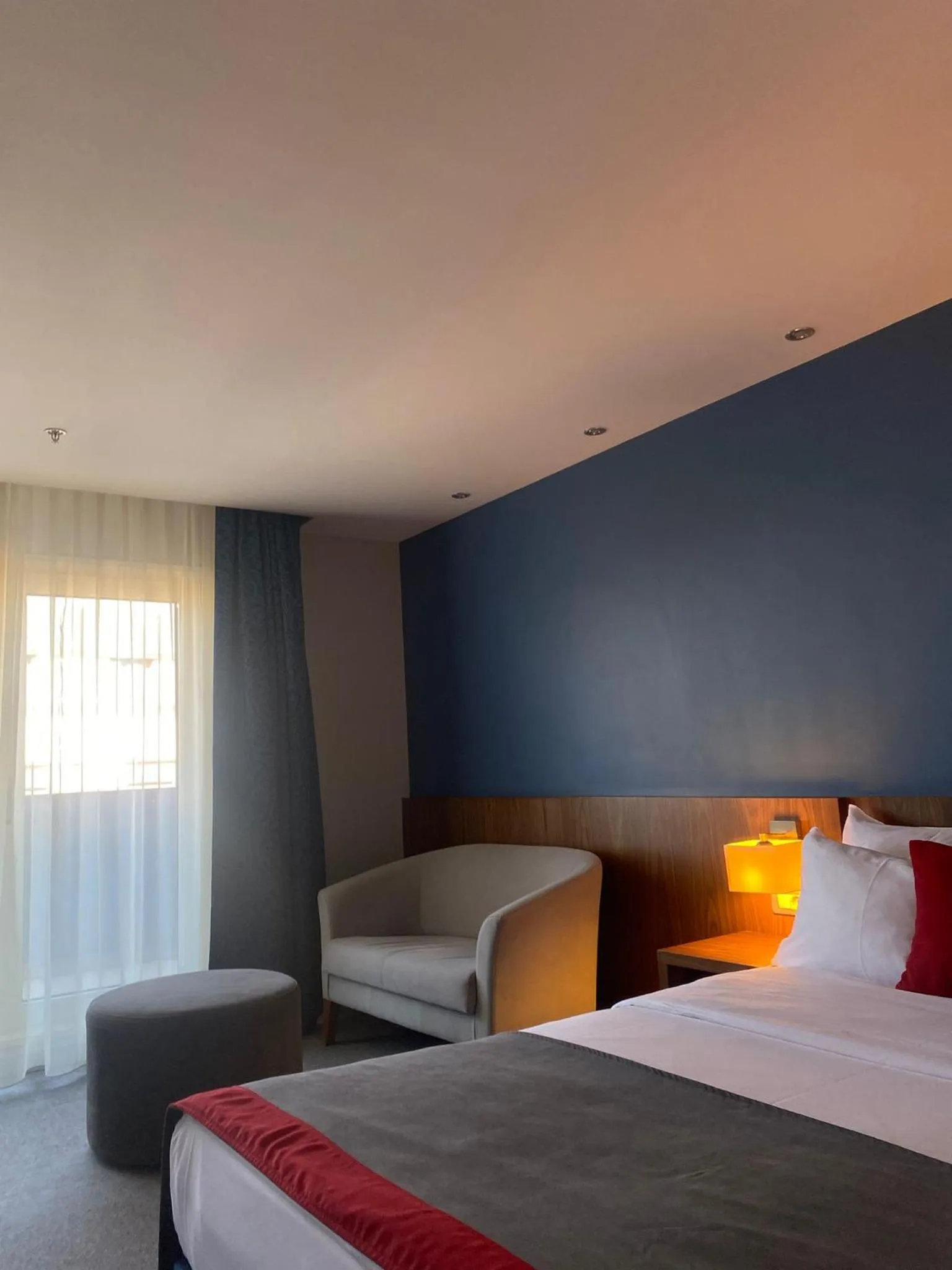 Bed in Holiday Inn Express Istanbul-Altunizade by IHG