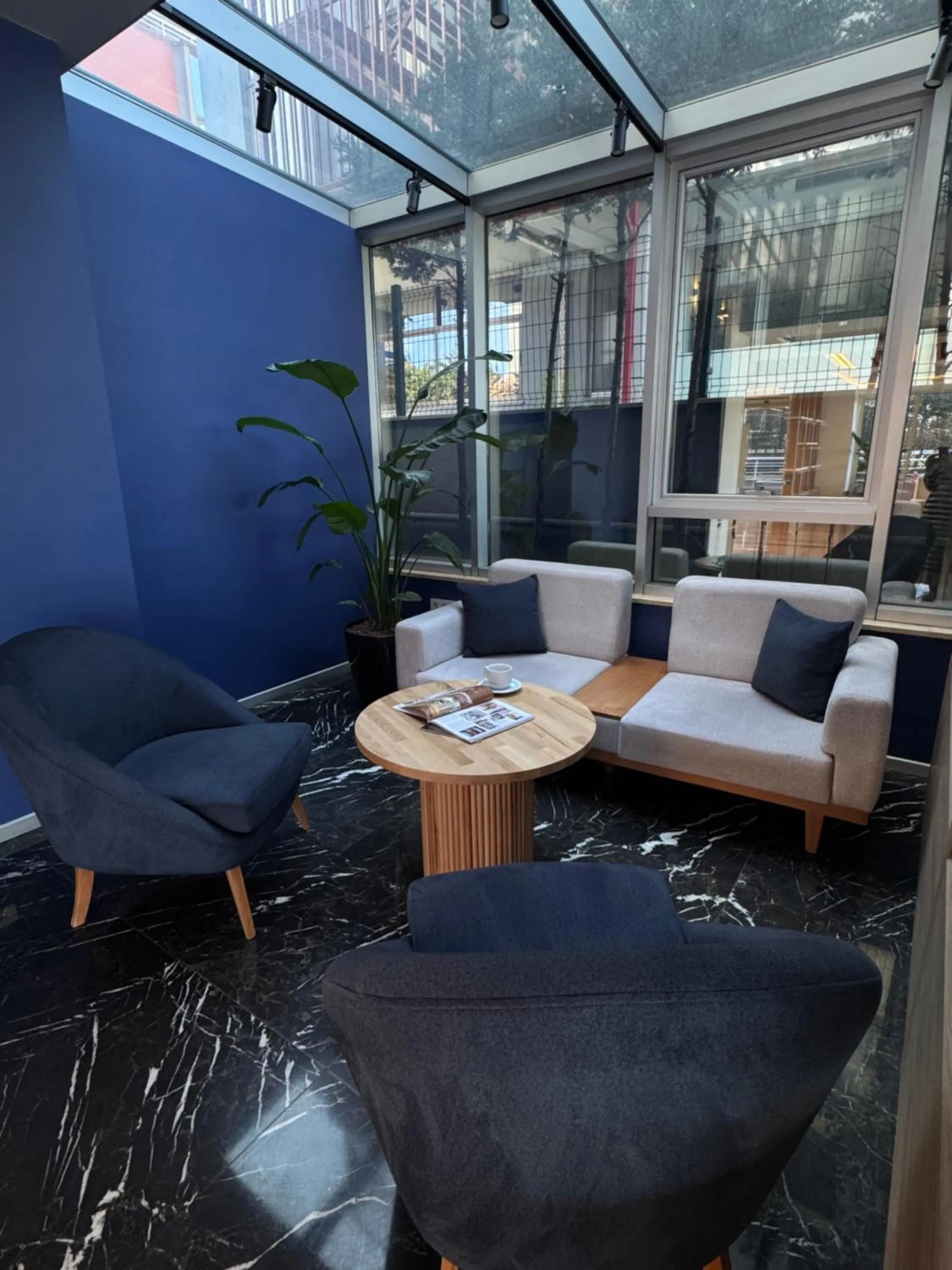 Lobby or reception in Holiday Inn Express Istanbul-Altunizade by IHG