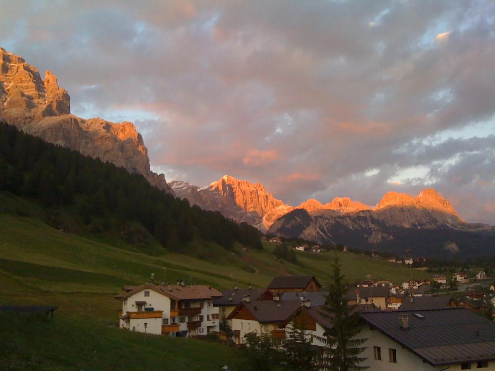 Area and facilities in Family and Wellness Residence Ciasa Antersies