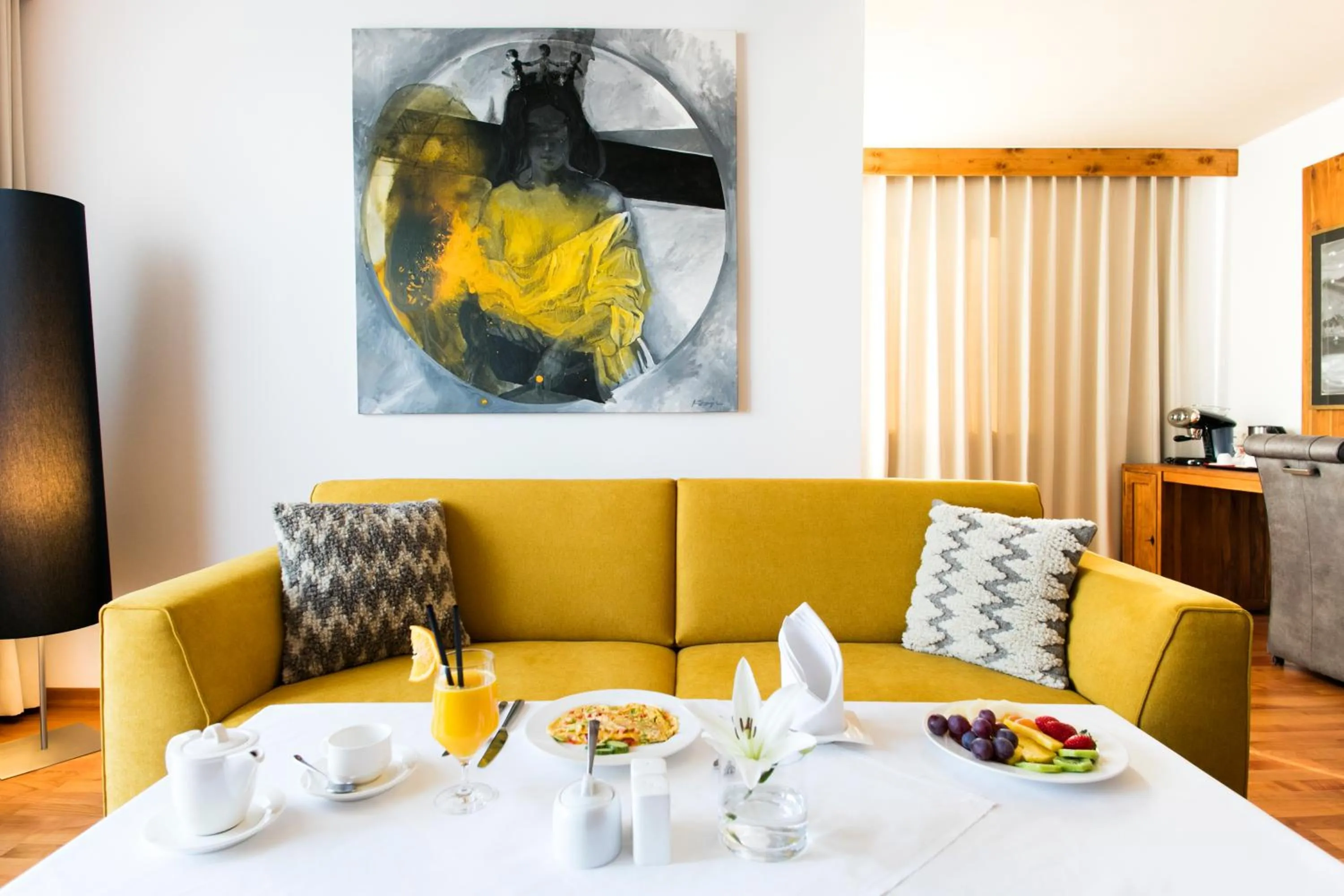 Living room in Rogner Hotel Tirana