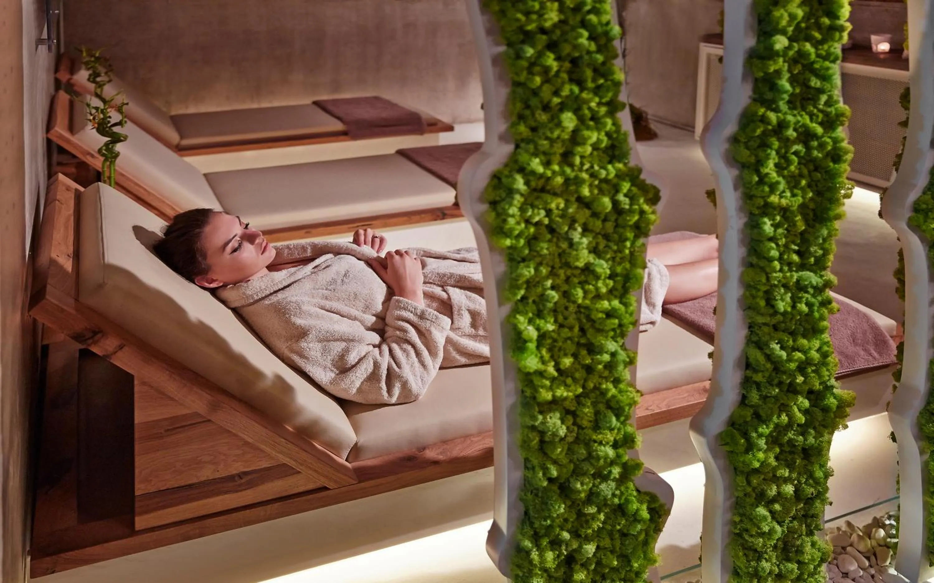 Sauna, Bed in Rogner Hotel Tirana