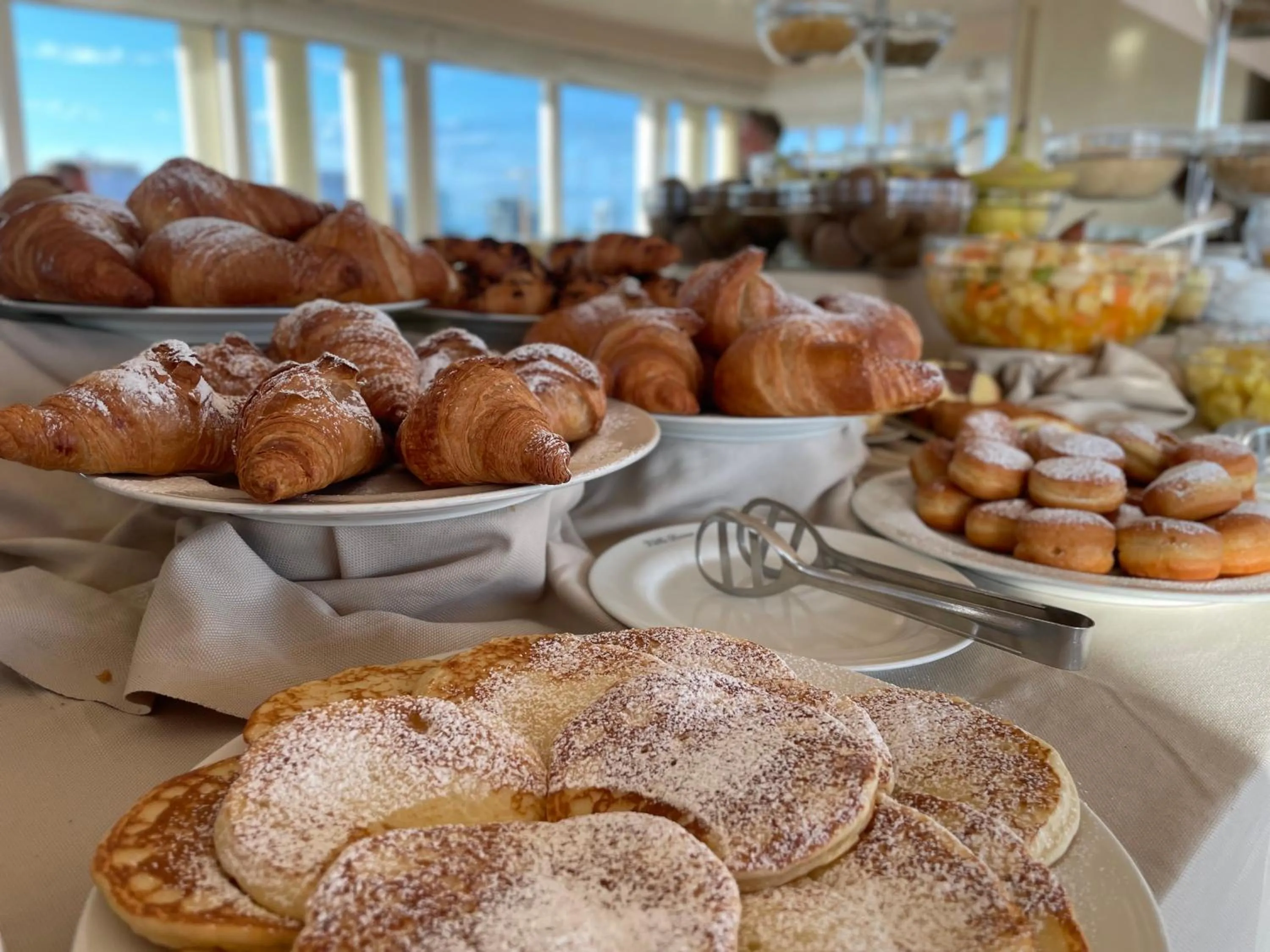 Buffet breakfast in Hotel Villa Doimo