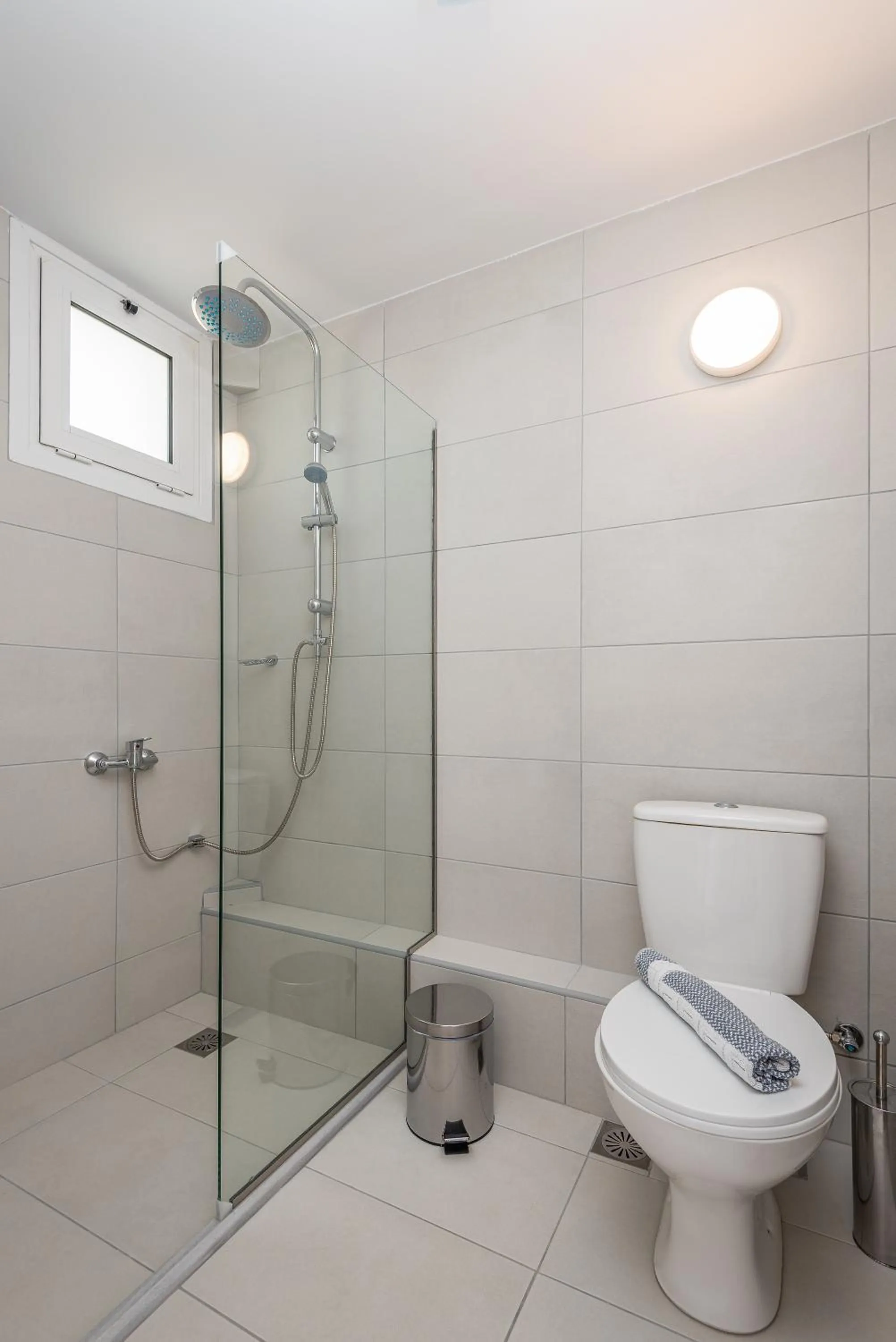 Bathroom in Mrs Chryssana Beach Hotel