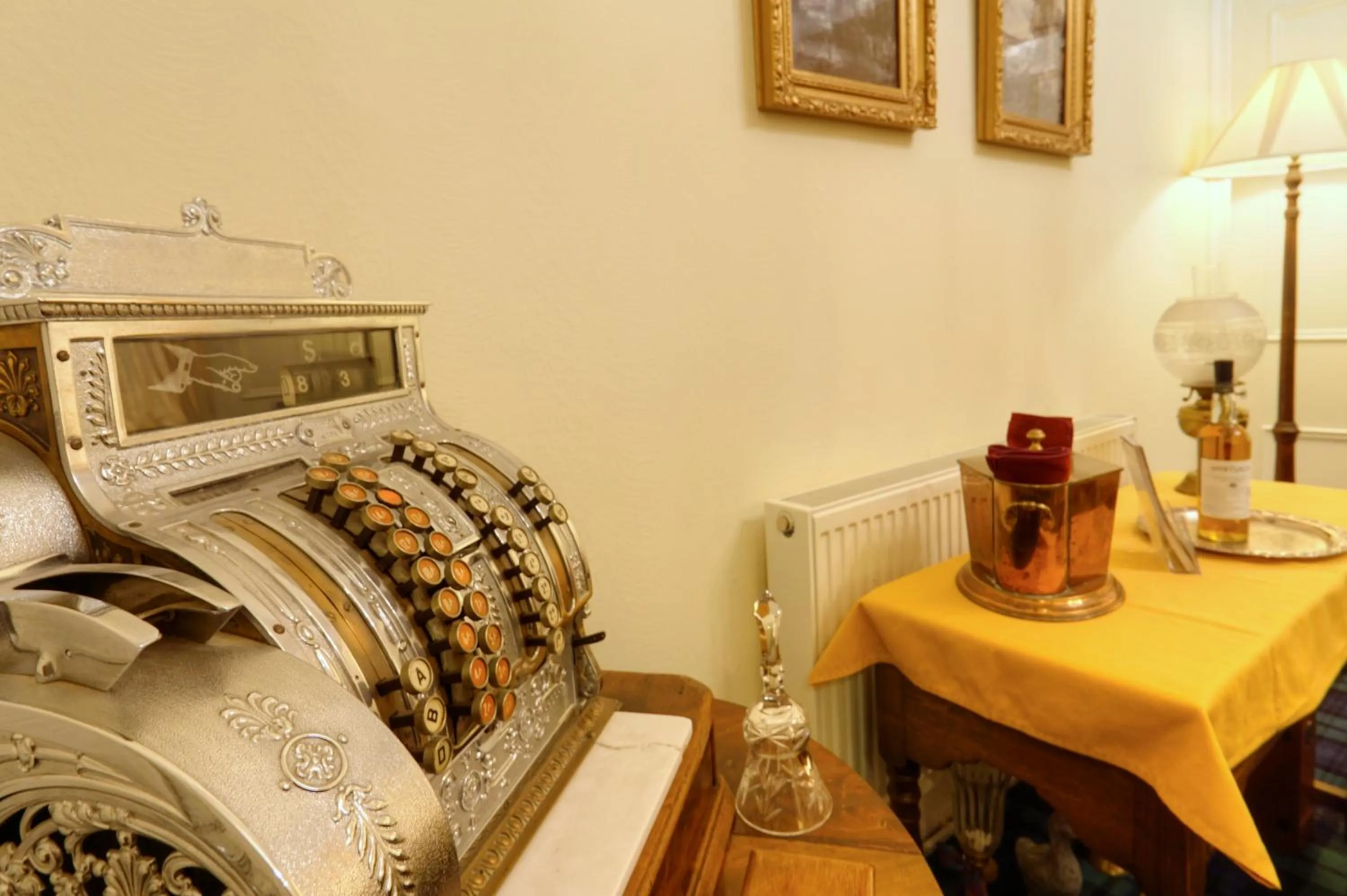 Living room in The Tannochbrae