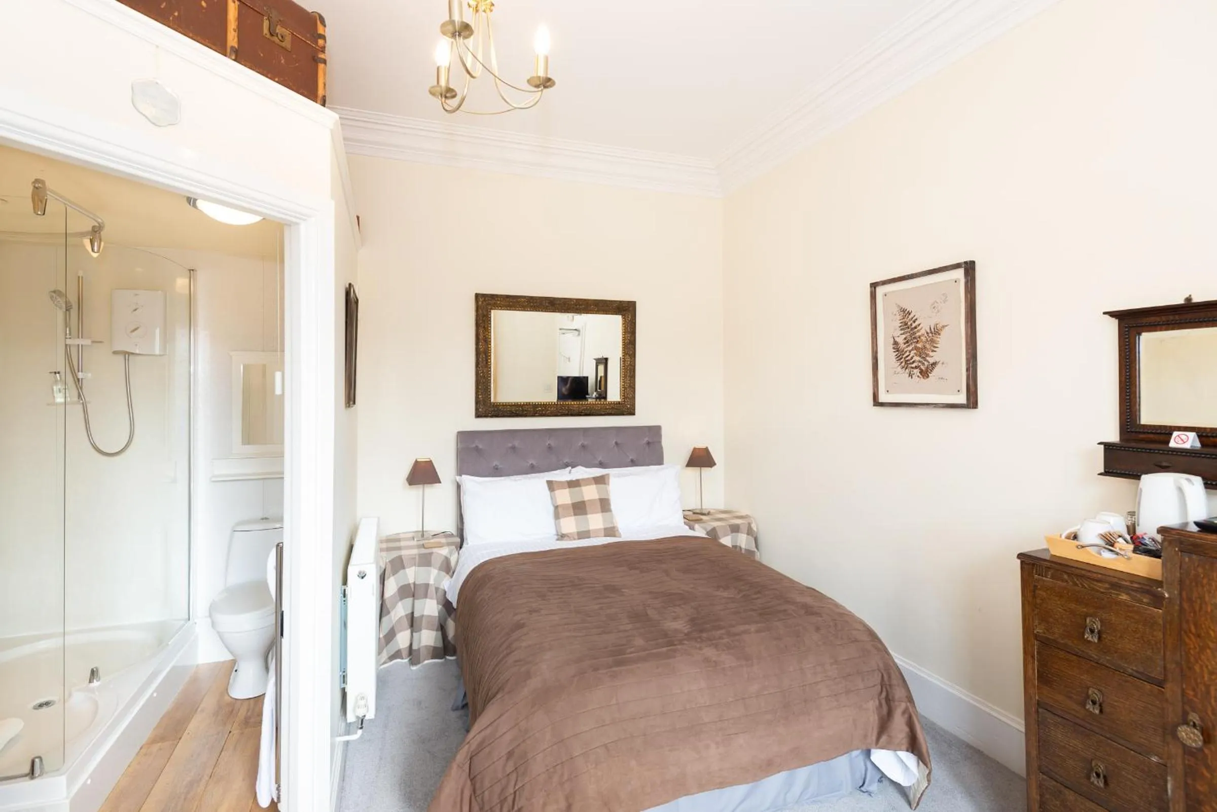 Bed in The Tannochbrae